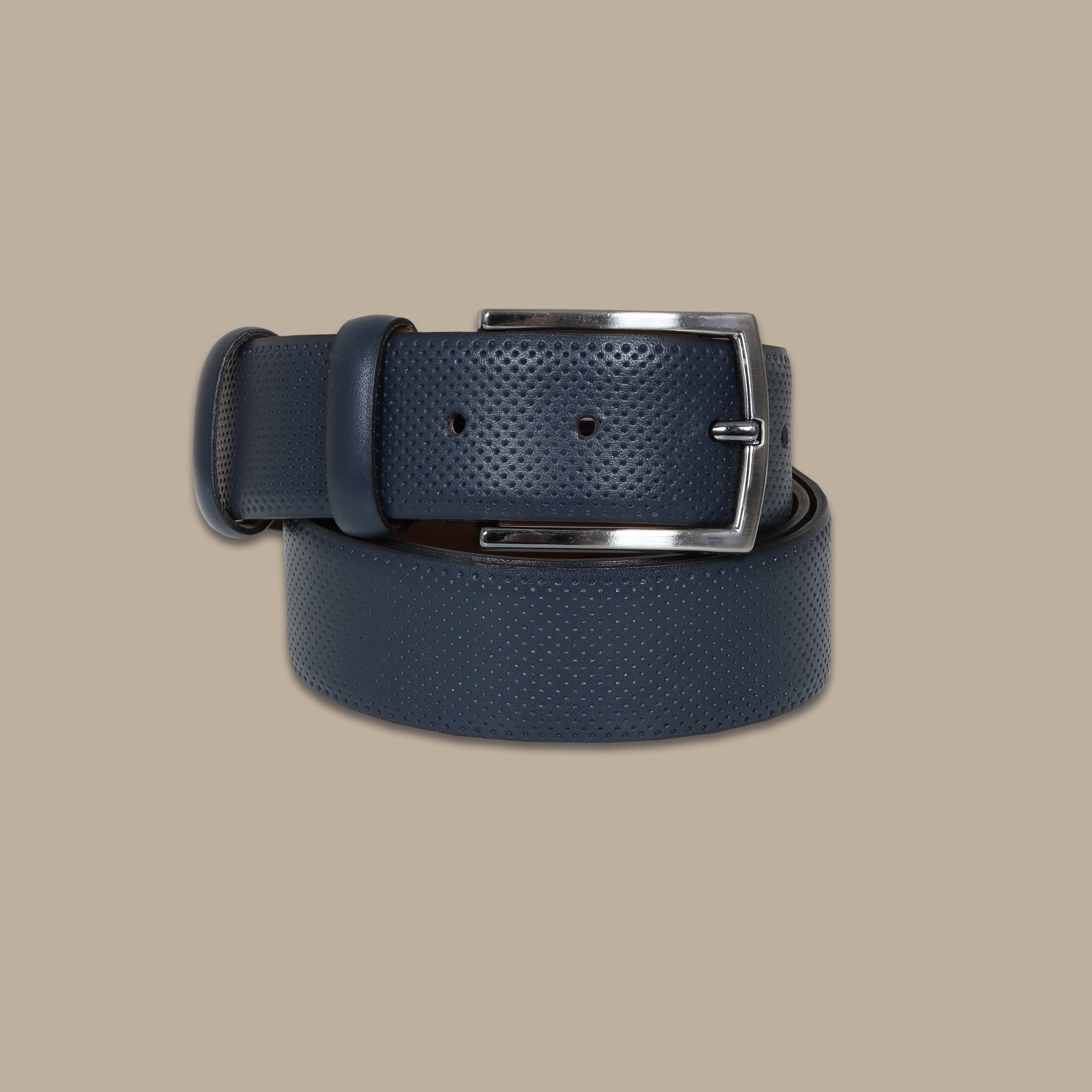 Navy Leather Net Belt: Seafaring Style