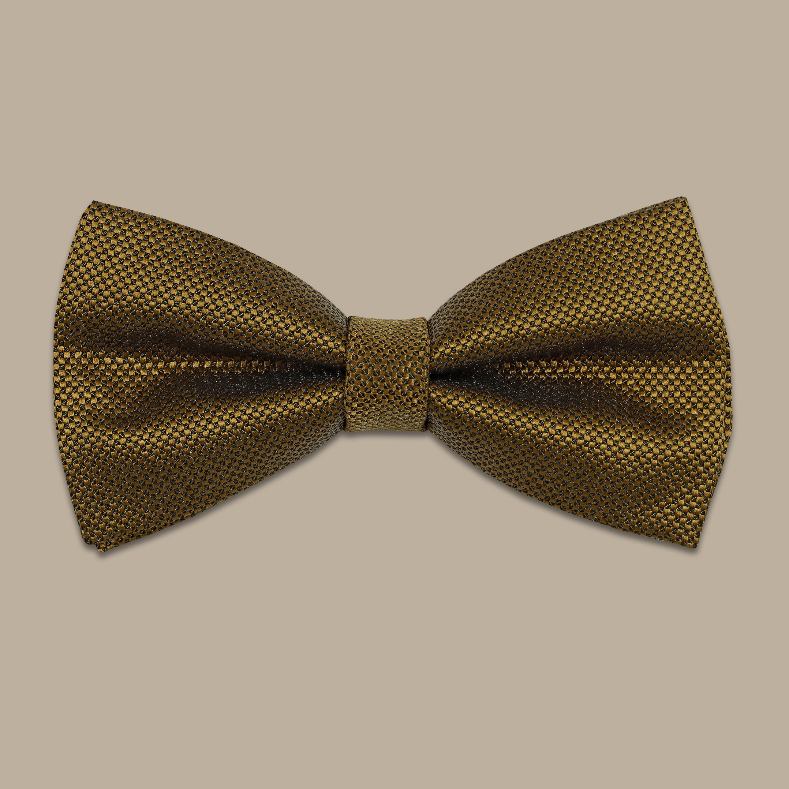 Khaki Bowtie Structure