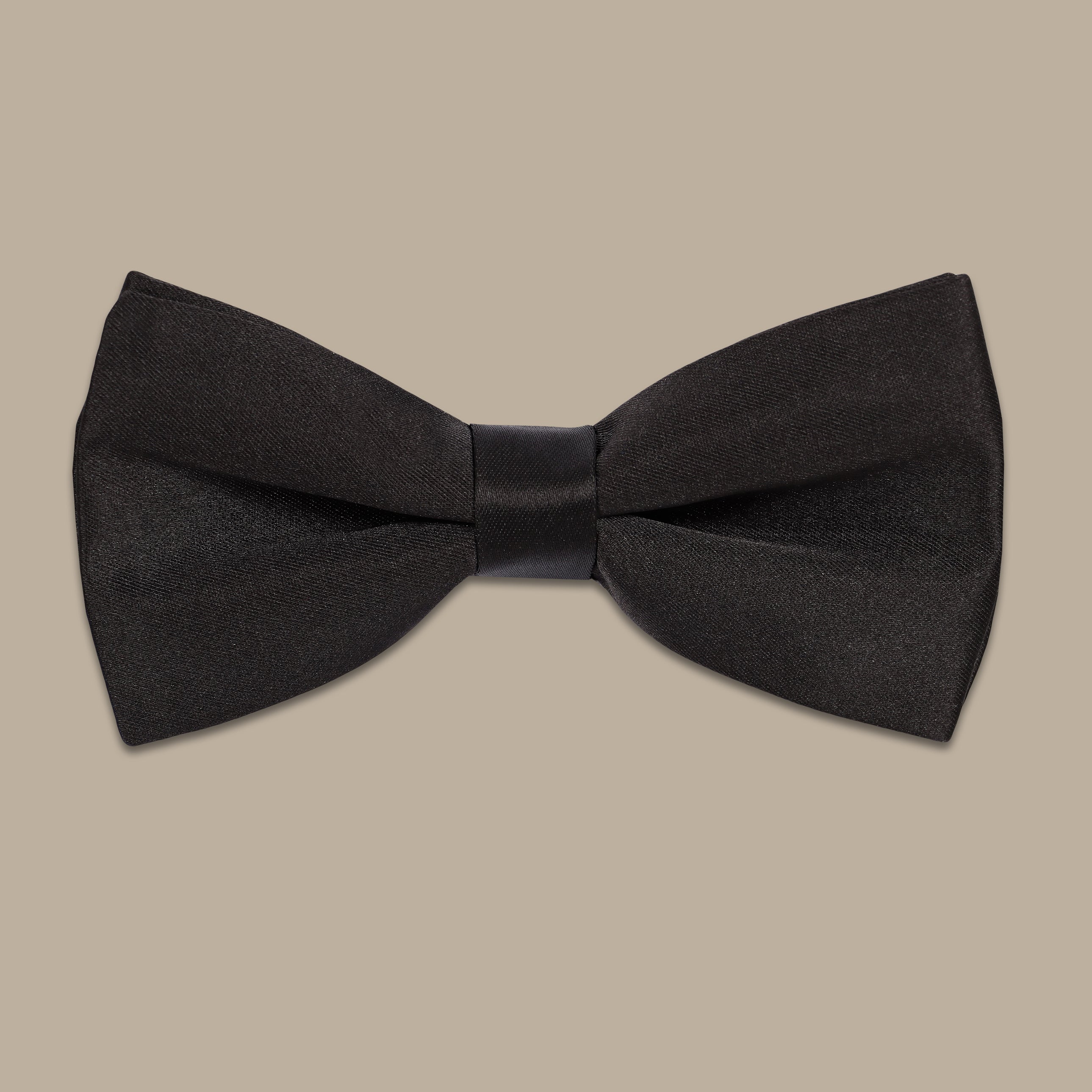 Bowtie with a Solid Black Tone