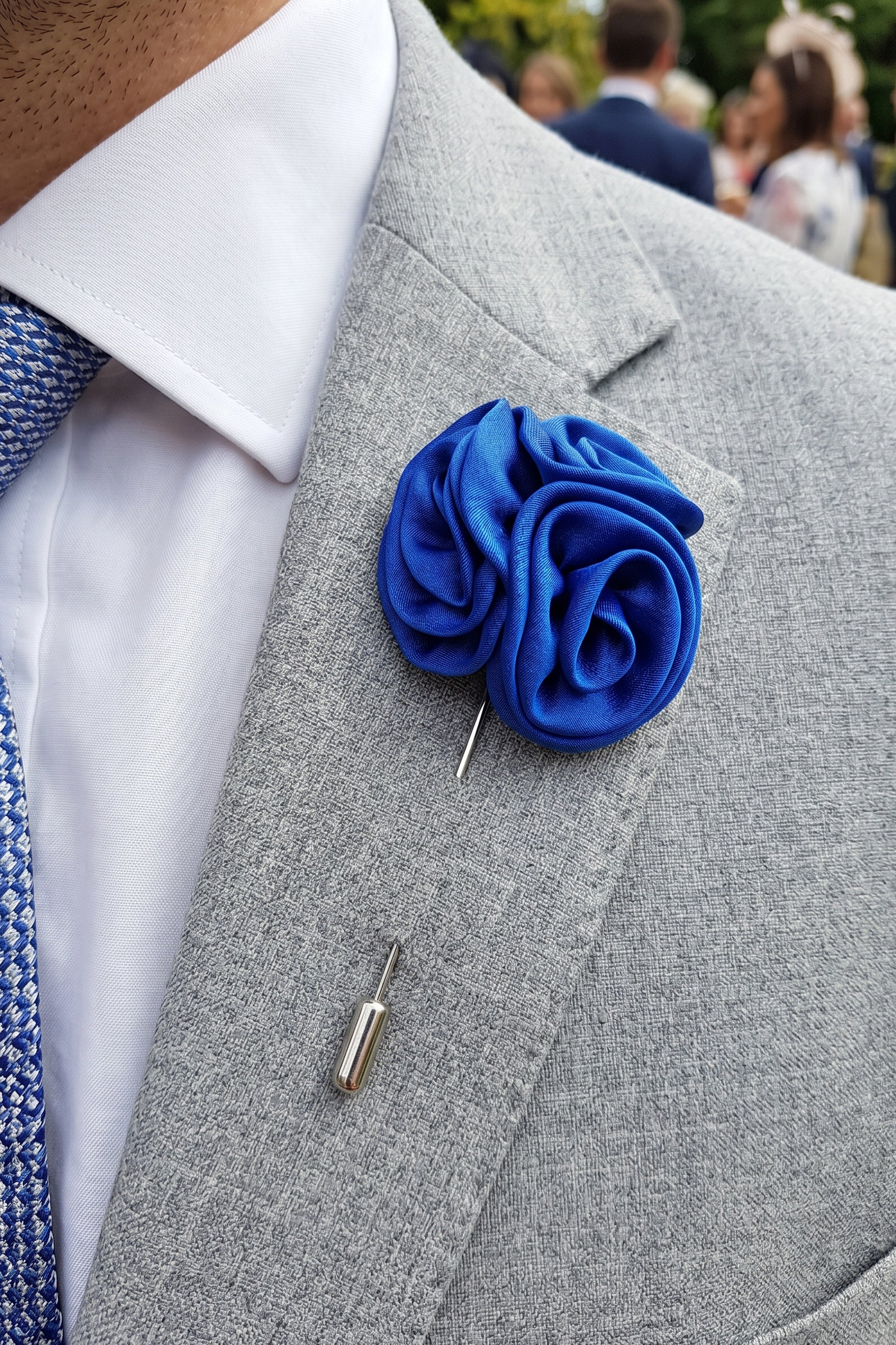 Indigo 3 Flowers Pin