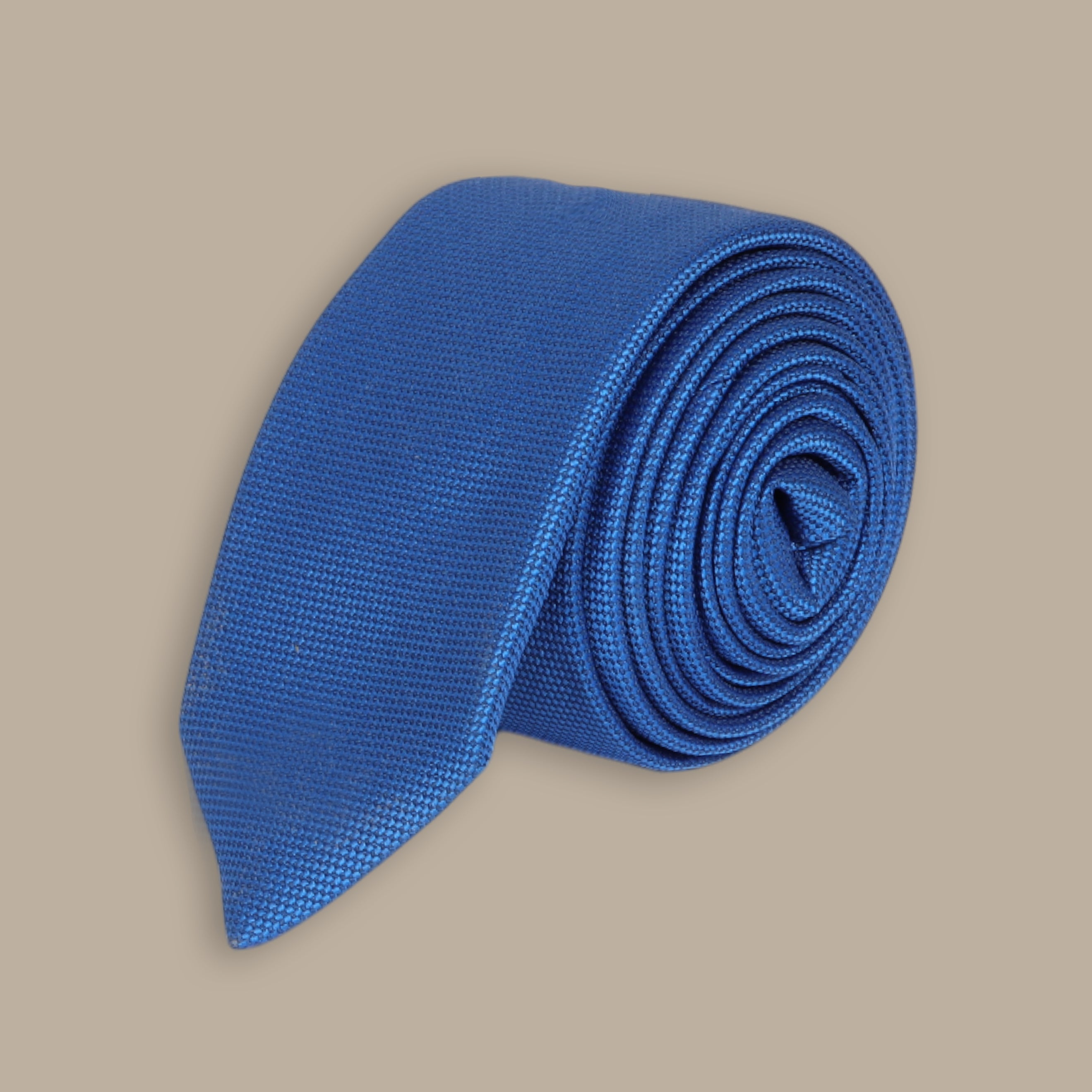 Indigo Tie Set in Solid Structured Design