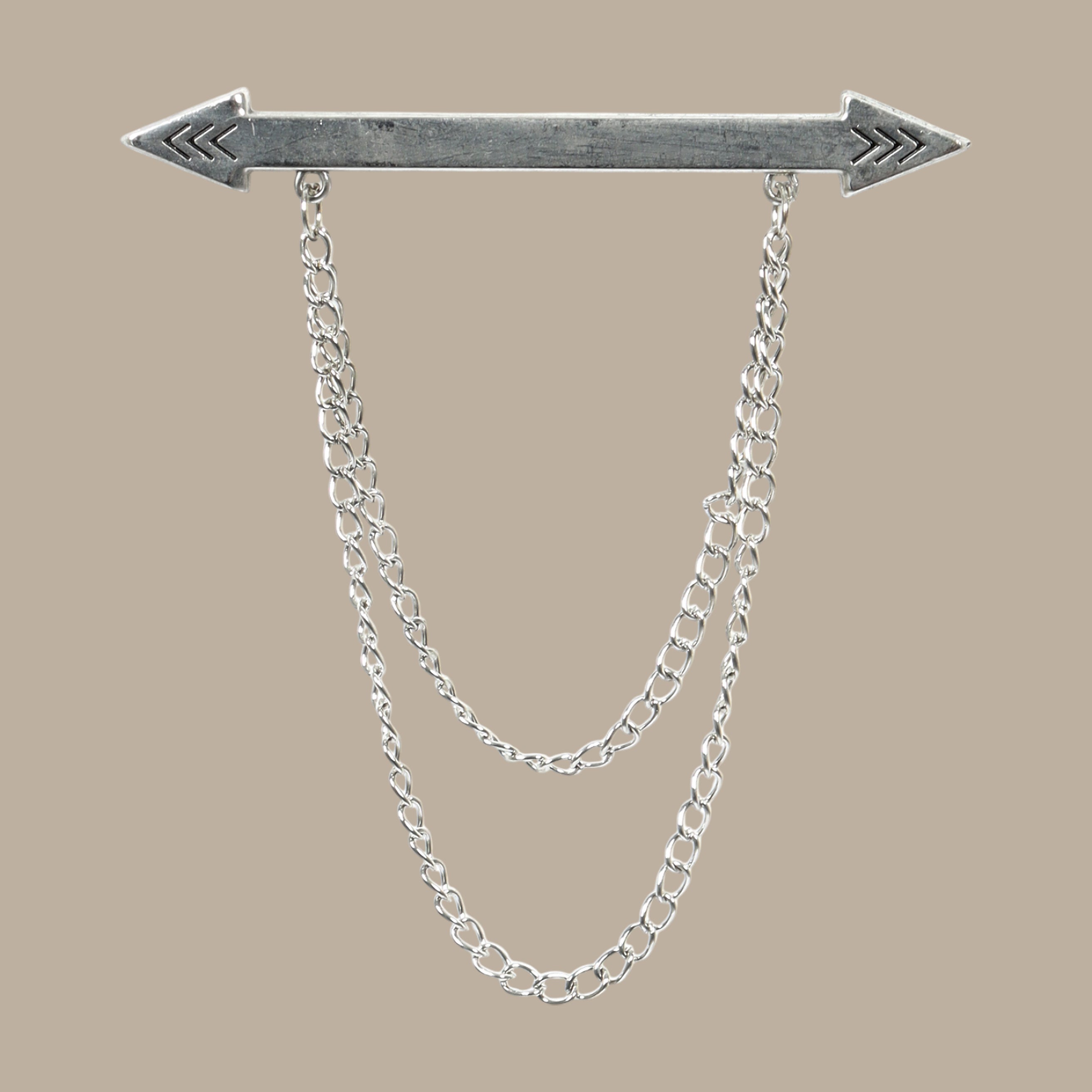 Arrow Collar Pin with Chain in Silver