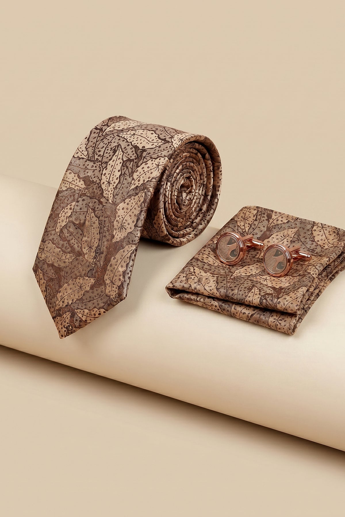 Gold Tie Set with Printed Leaves - 3 Pieces