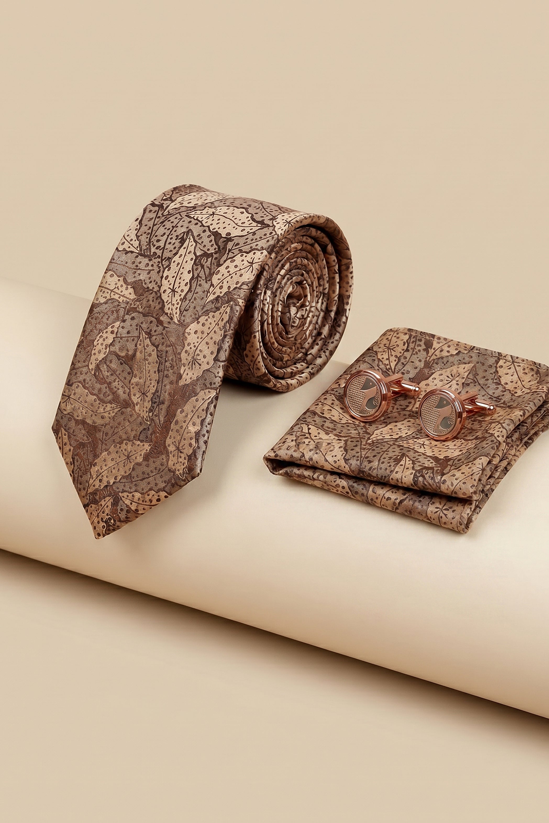 Gold Tie Set with Printed Leaves - 3 Pieces