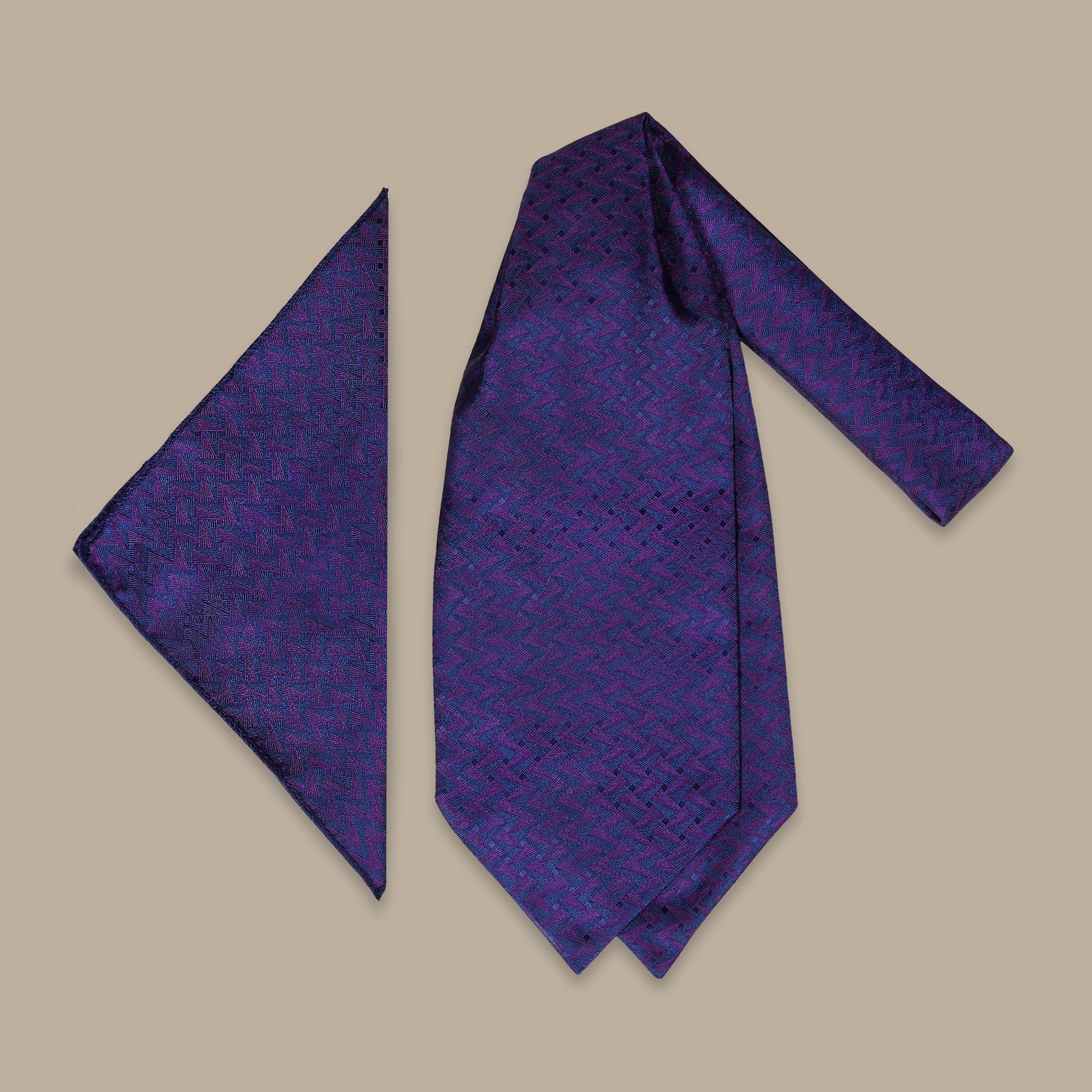 Violet Zig Zag Pattern Ascot – 2-Piece Set