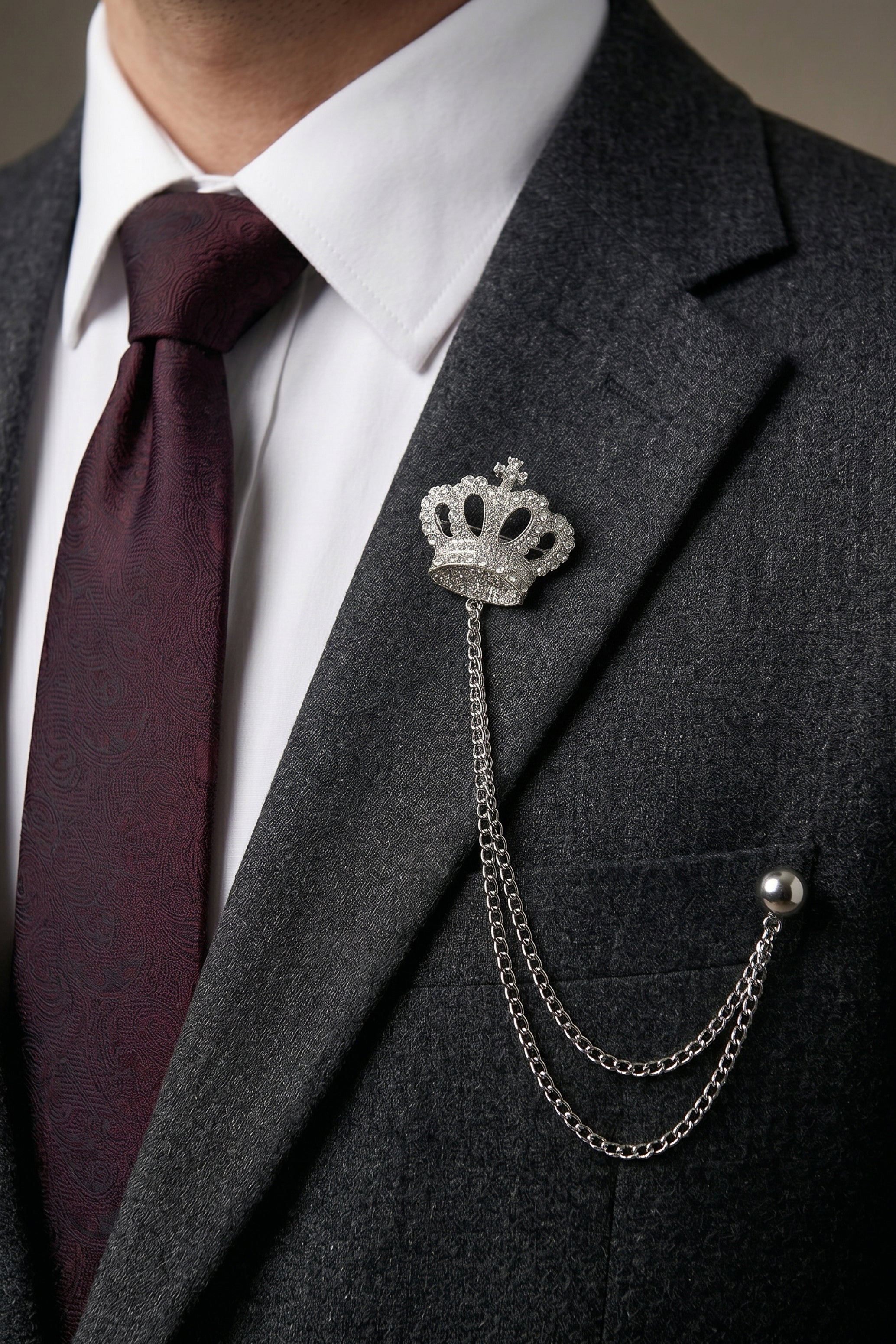 Pin Chain King Grown Strass