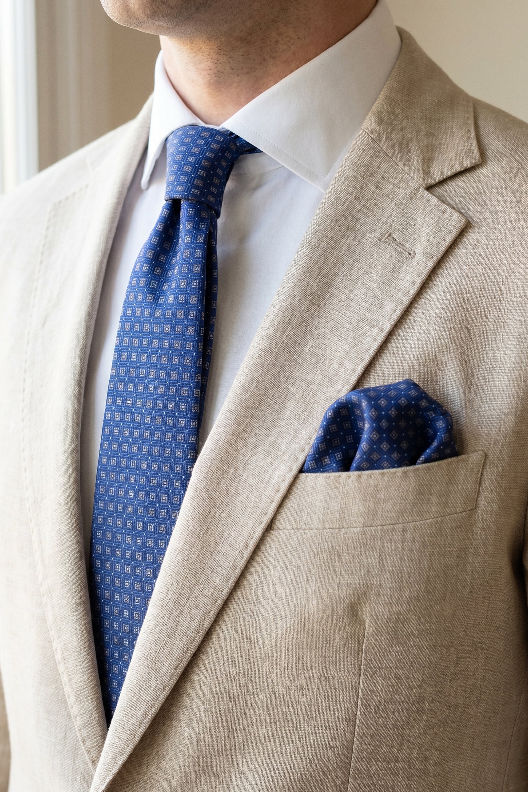 2pcs Slim Tie Navy with Gold Square Pattern