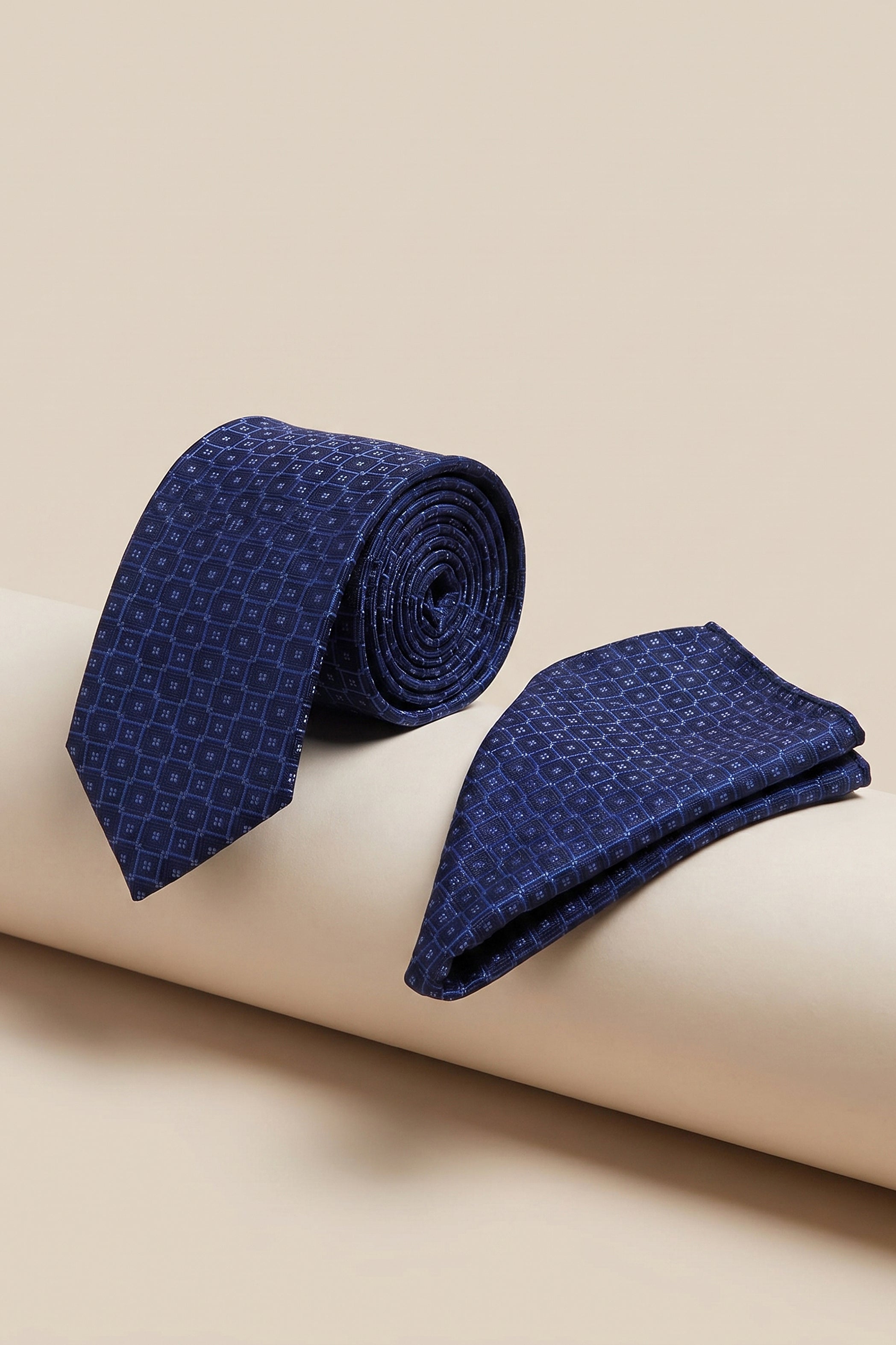 Navy Slim Tie with Light Blue Intersecting Squares – 2-Piece Set