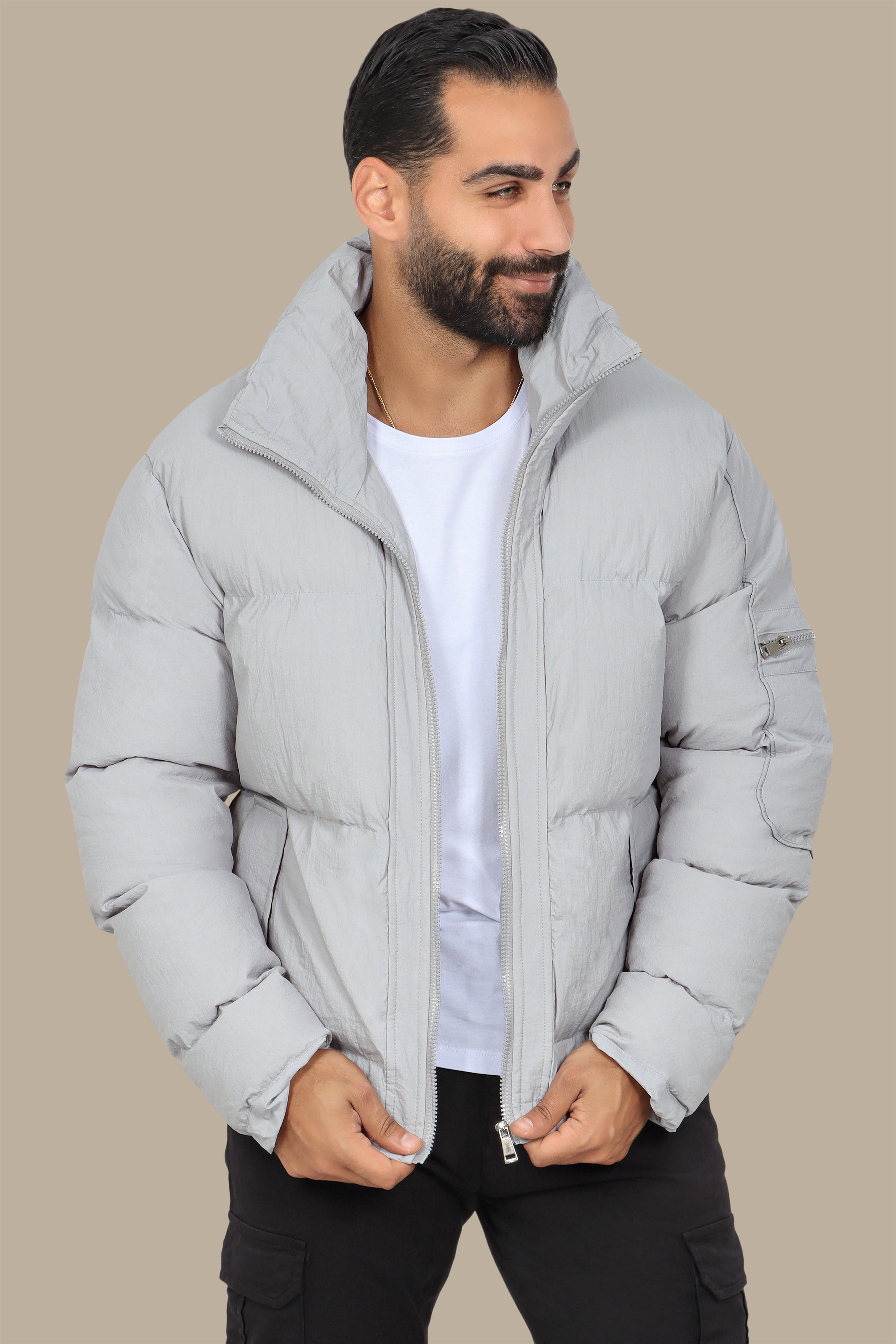 Plain Grey Puffer Jacket – Warm & Versatile