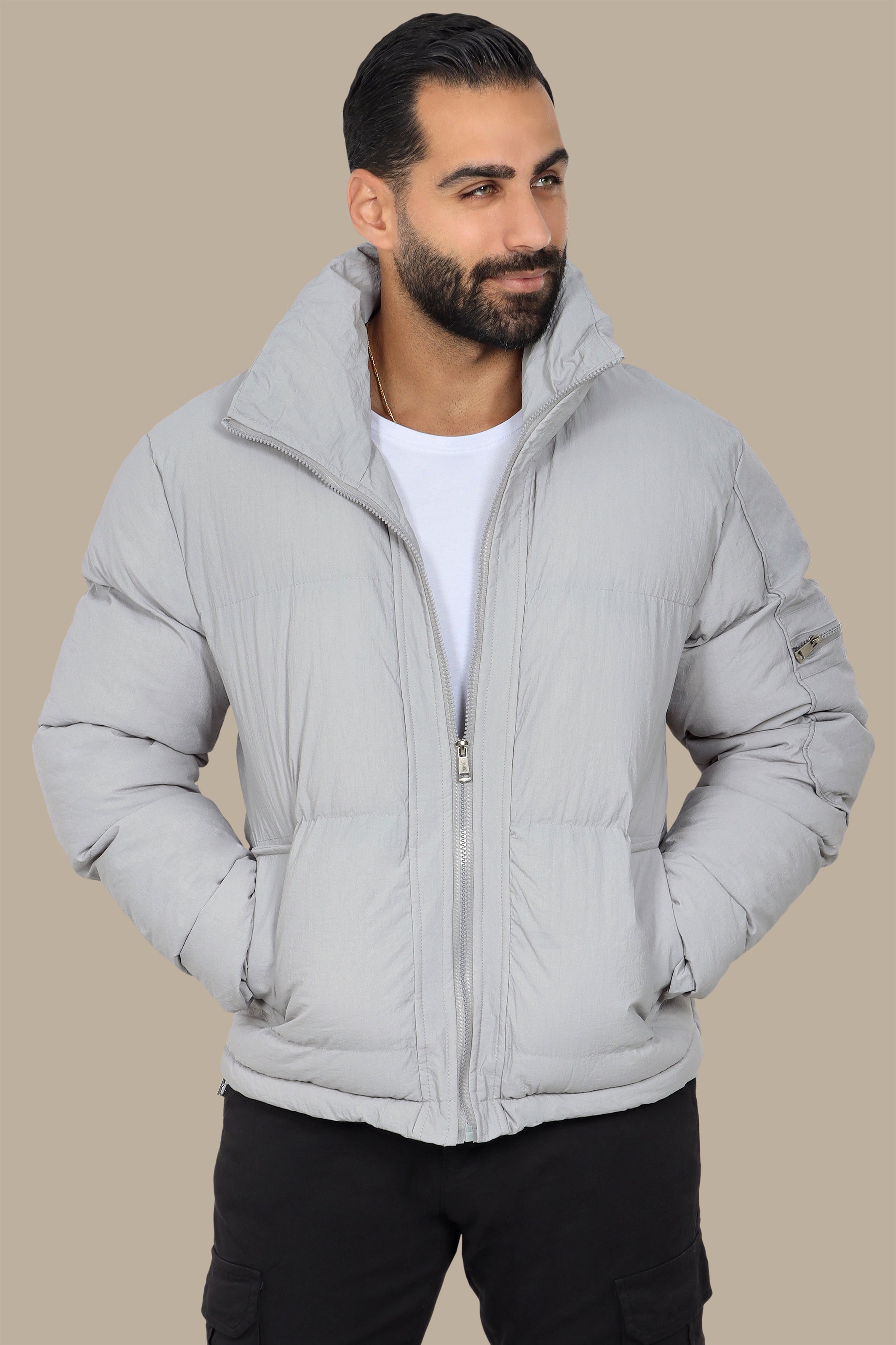 Plain Grey Puffer Jacket – Warm & Versatile