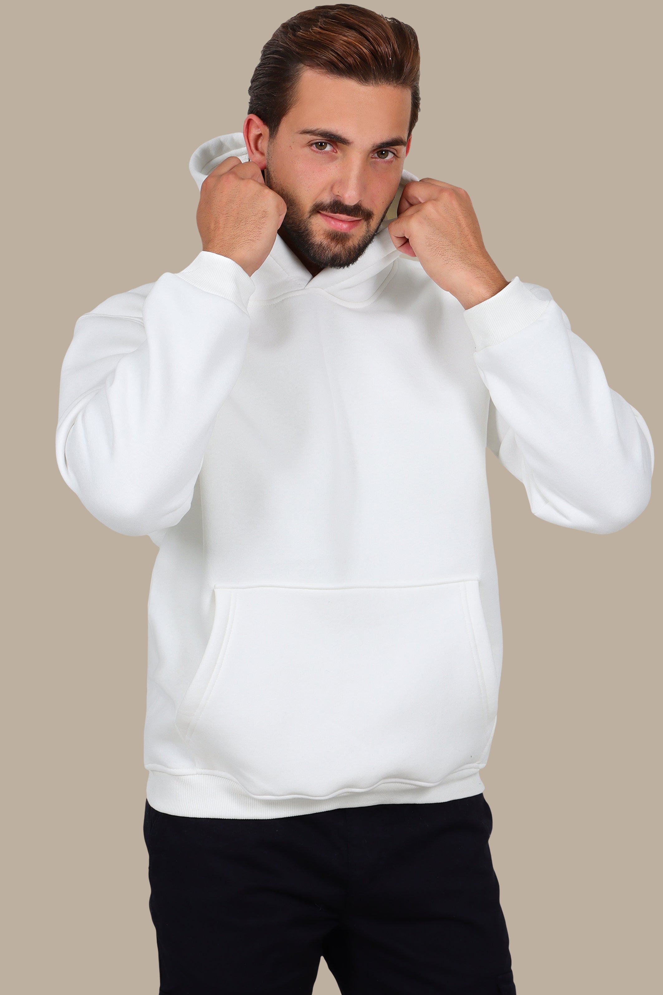 Minimal Comfort: Oversized Basic Hoodie White
