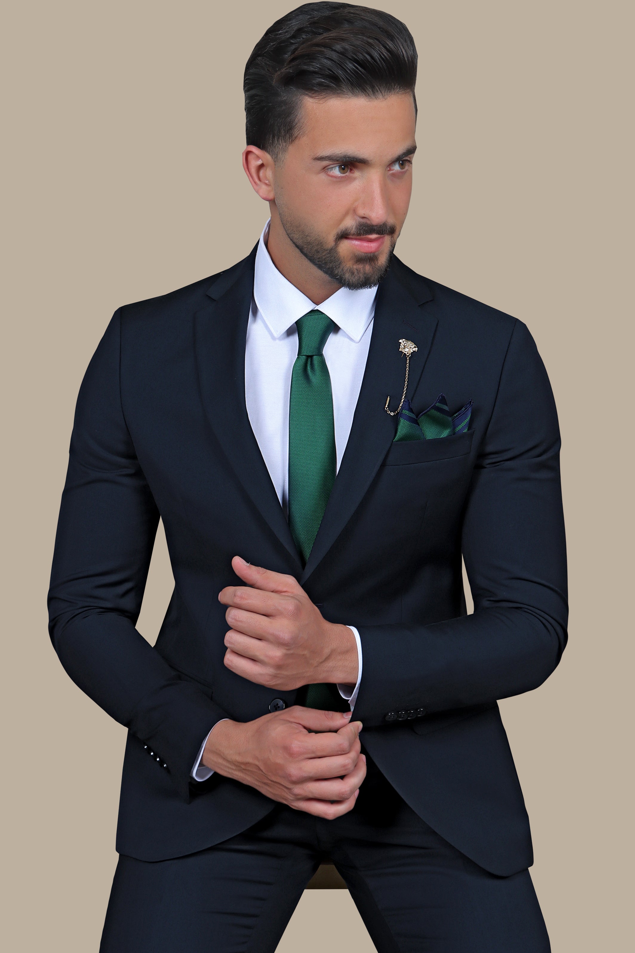 Navy Classic: Timeless Suit for Graduation