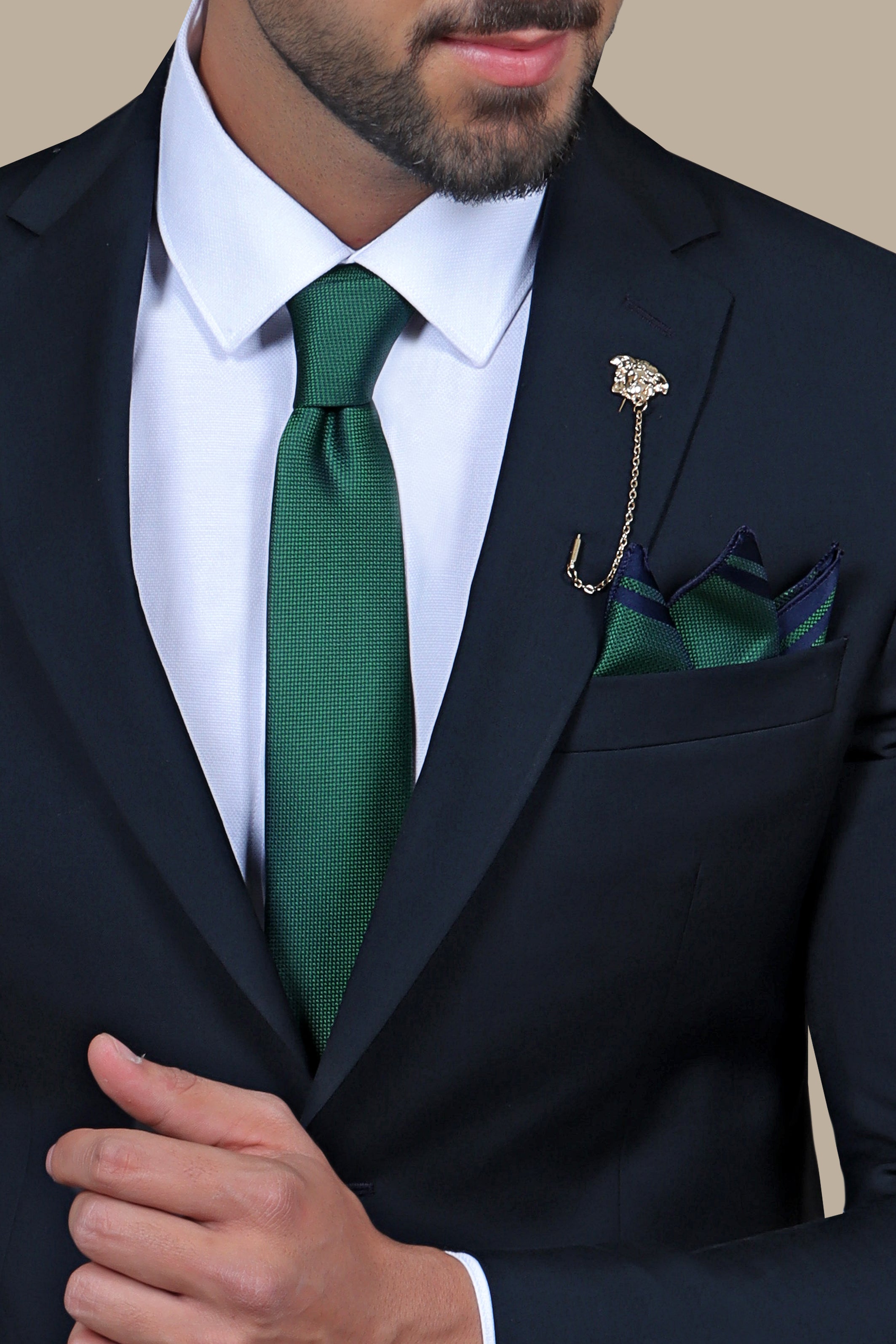 Navy Classic: Timeless Suit for Graduation