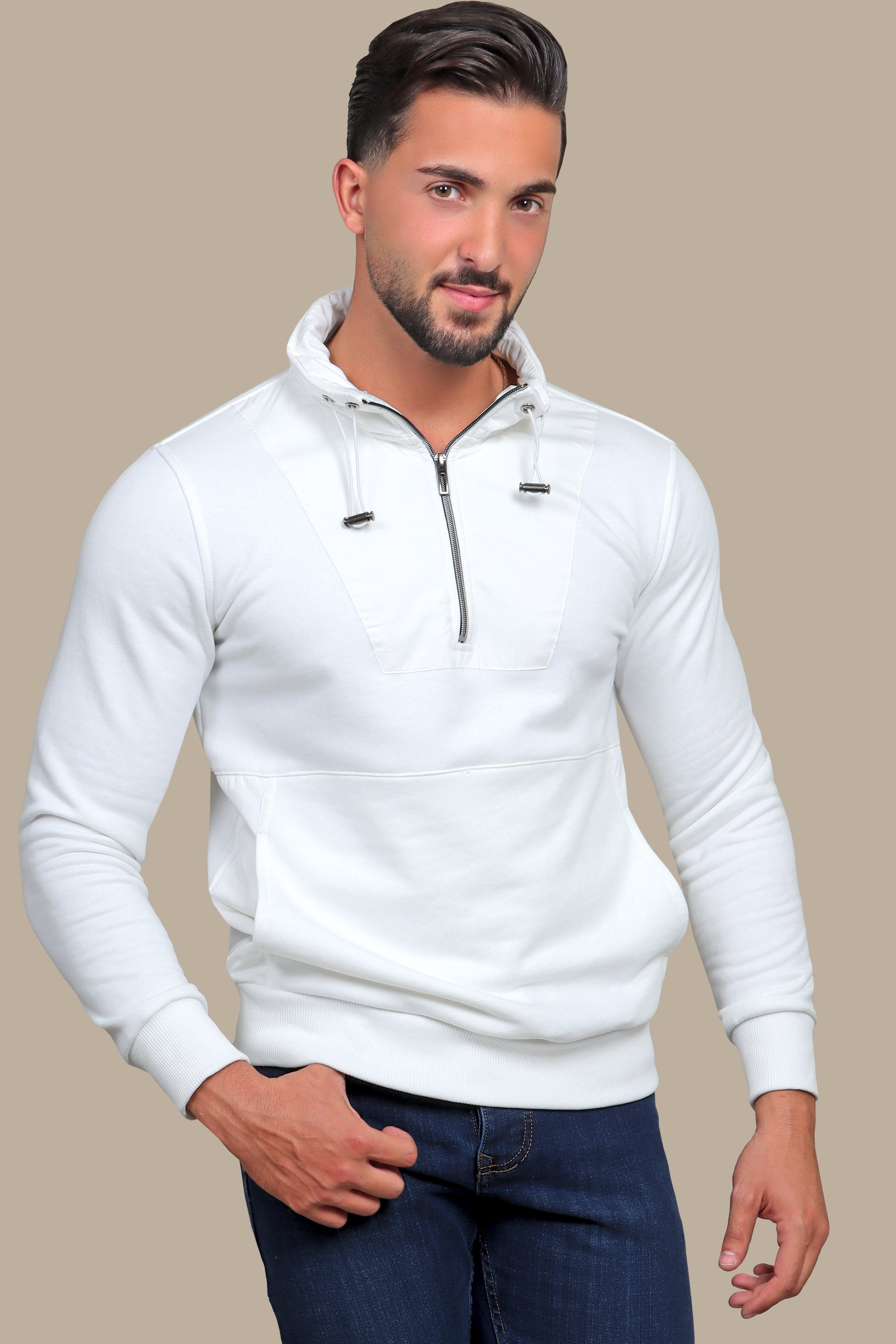 Modern Edge: White Half-Zipper Sweatshirt with Mixed Fabric