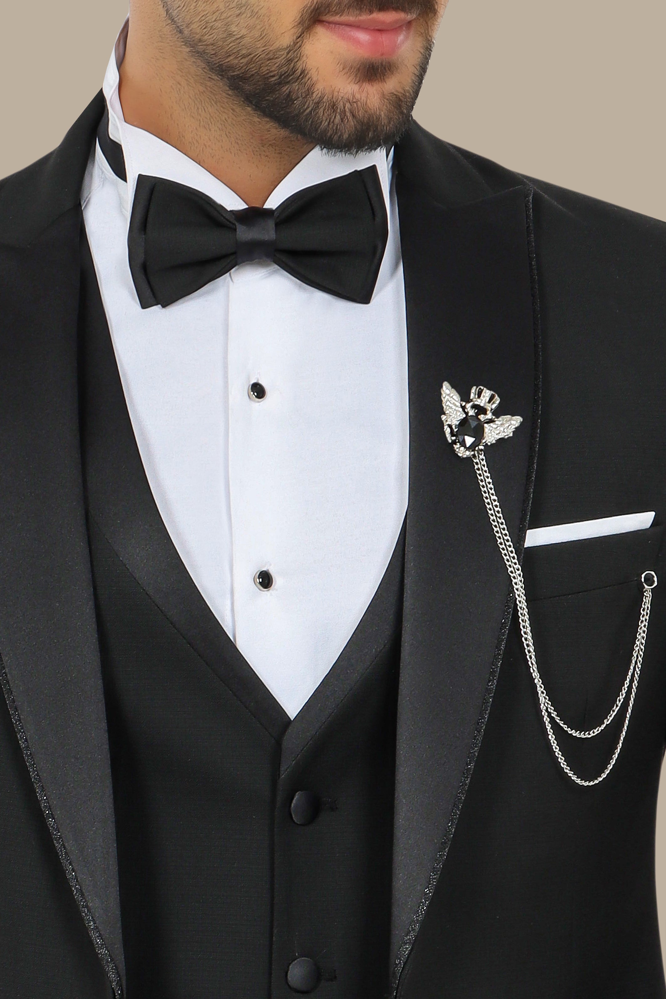 Black Double-Layer Structured Tuxedo with Peak Lapel – 3-Piece Set