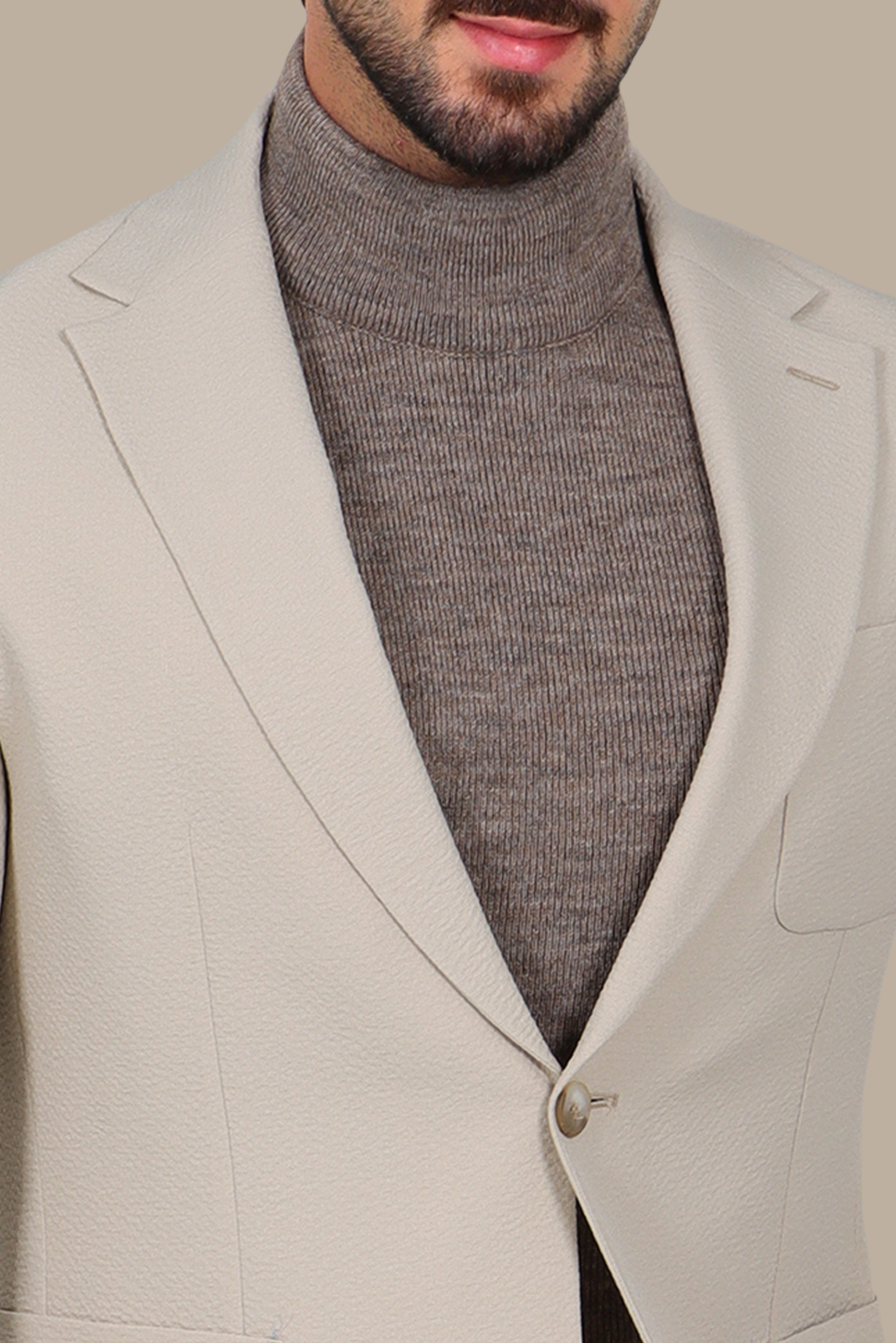 Beige Travel Suit with Notch Lapel – 2 Pieces