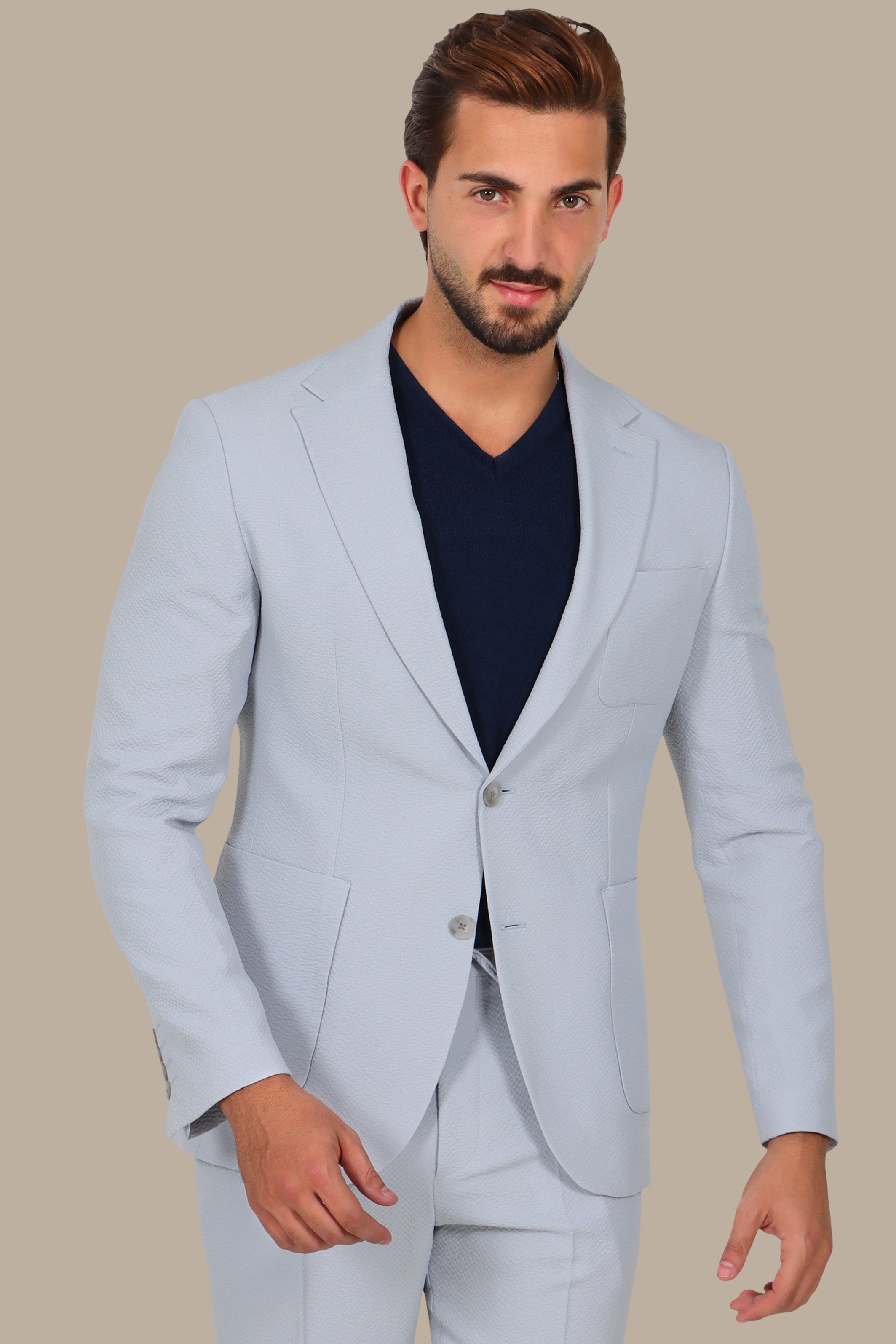 Light Grey Travel Suit with Notch Lapel – 2 Pieces