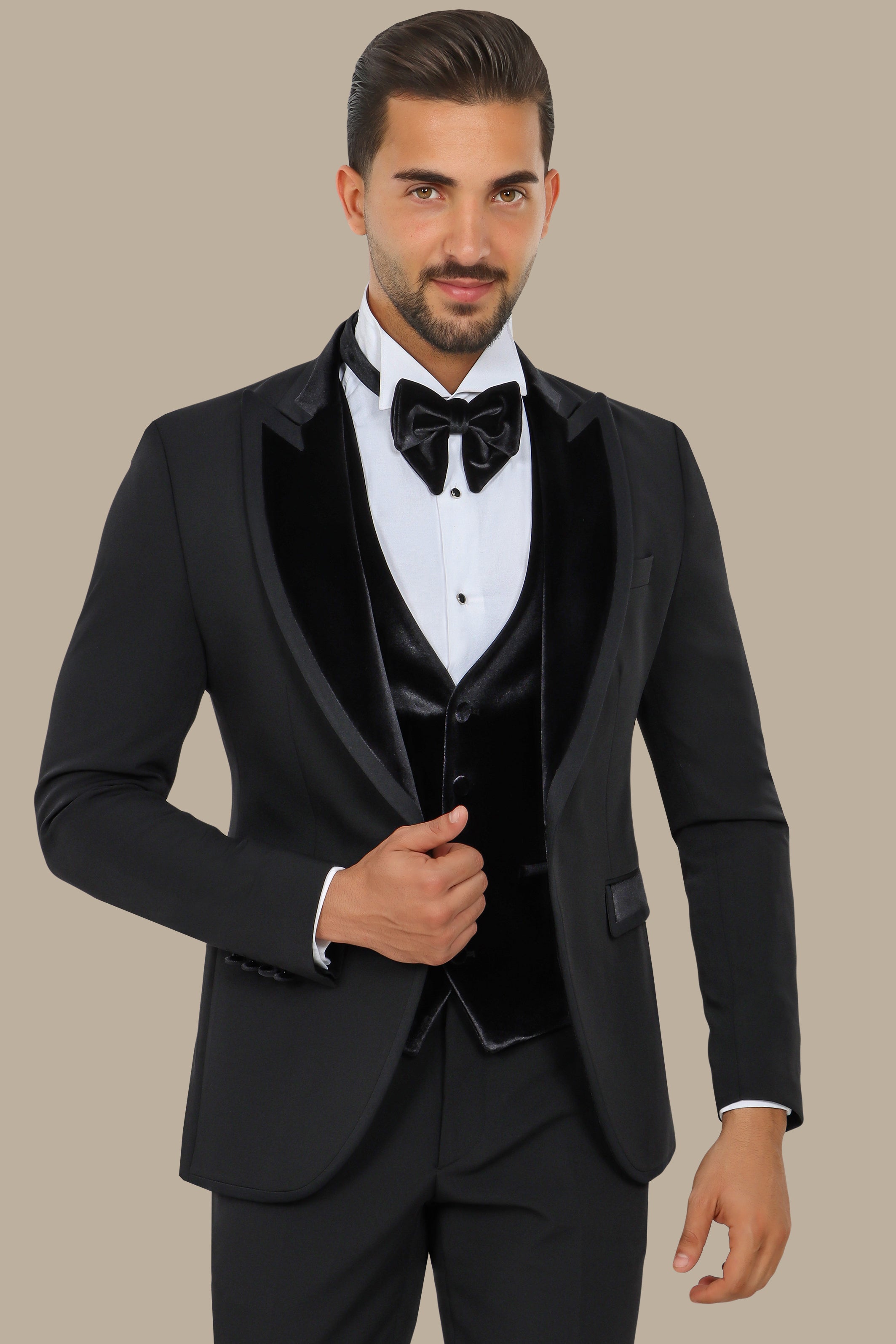 Black Velvet Tuxedo with Peak Lapel – 3-Piece Set