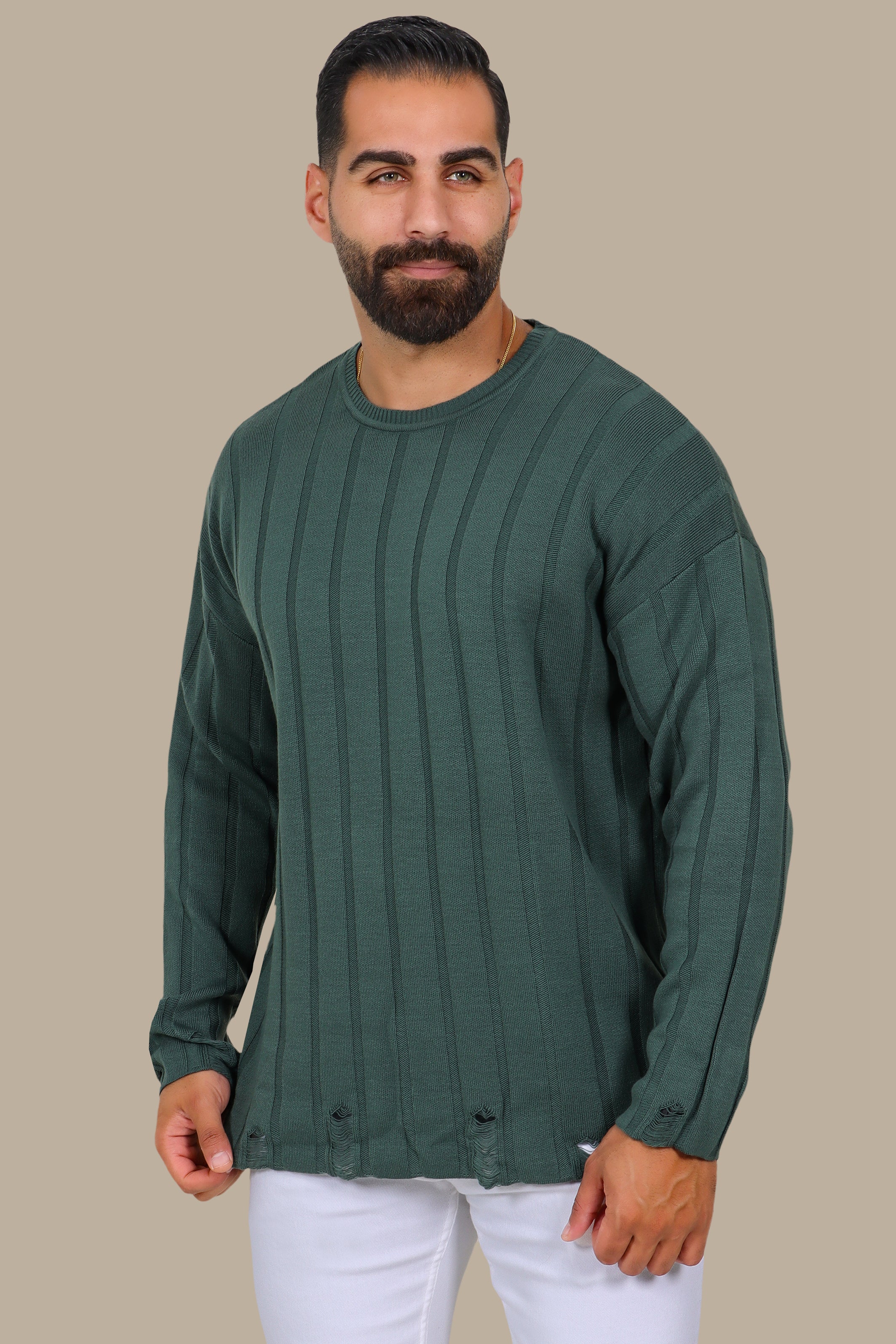 Round-Neck Wide Ribbed Destroyed Sweater in Green