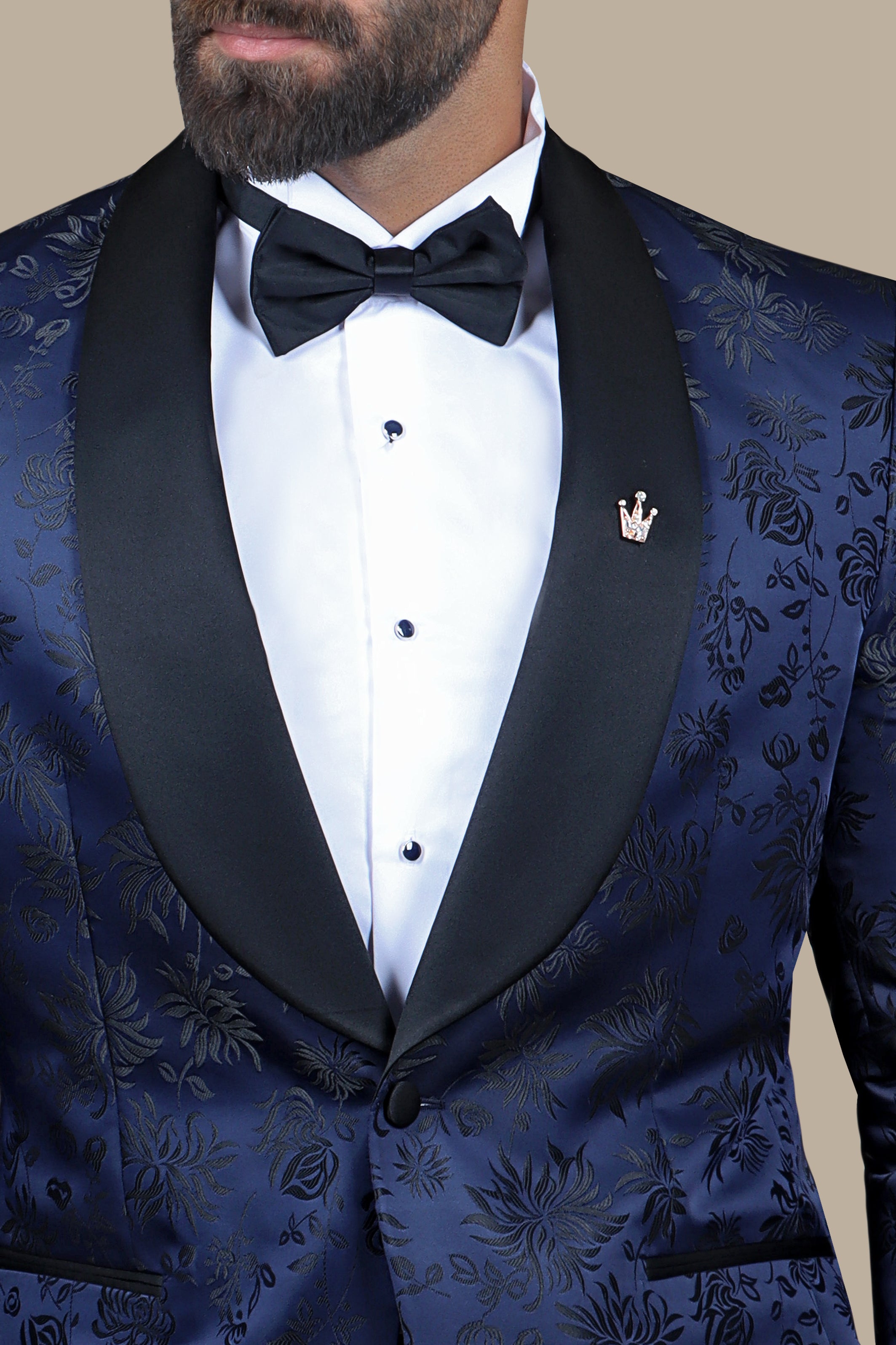 Navy Bloom: FV Tuxedo with Wide Col Chale Floral Print