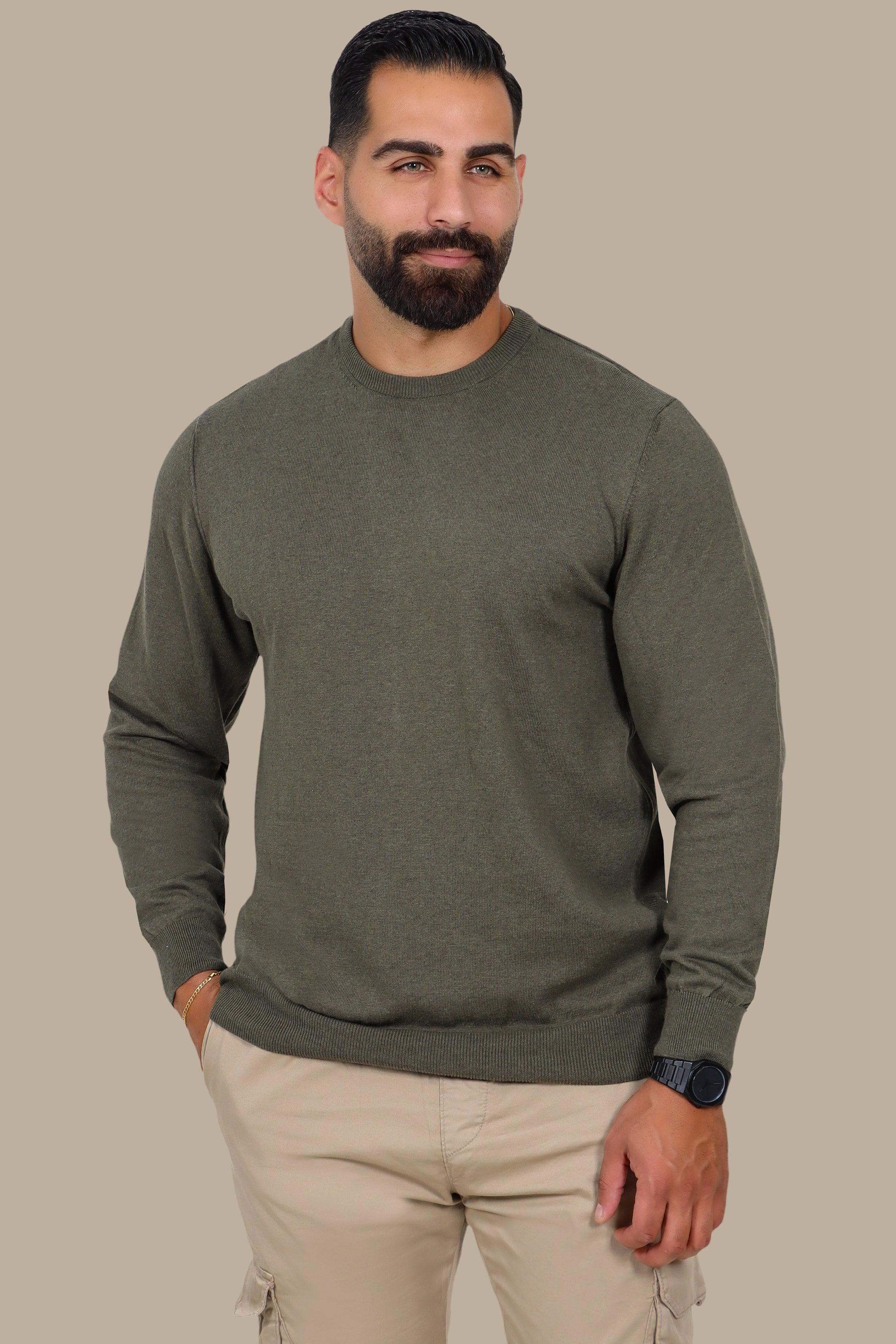 Basic Round-Neck Sweater in Olive