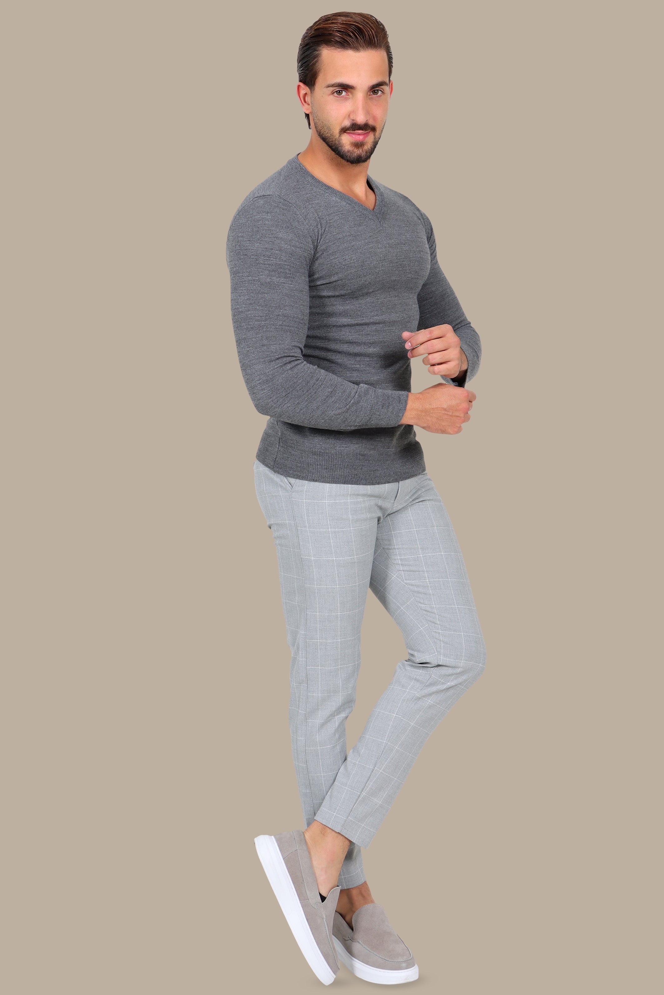 V Neck Sweater Basic Grey