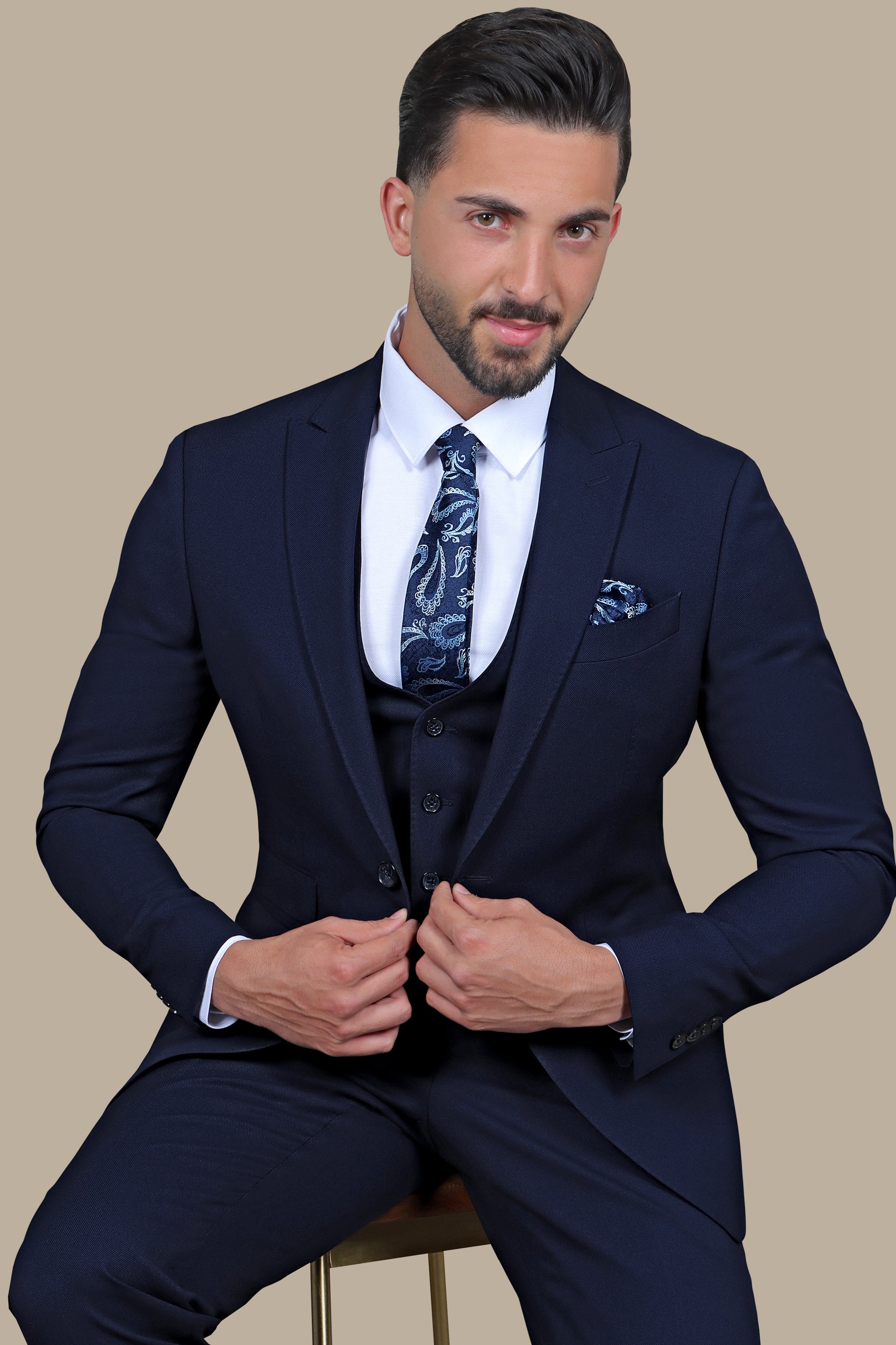 Navy Slim Fit Suit with Peak Lapel and Flap Pockets