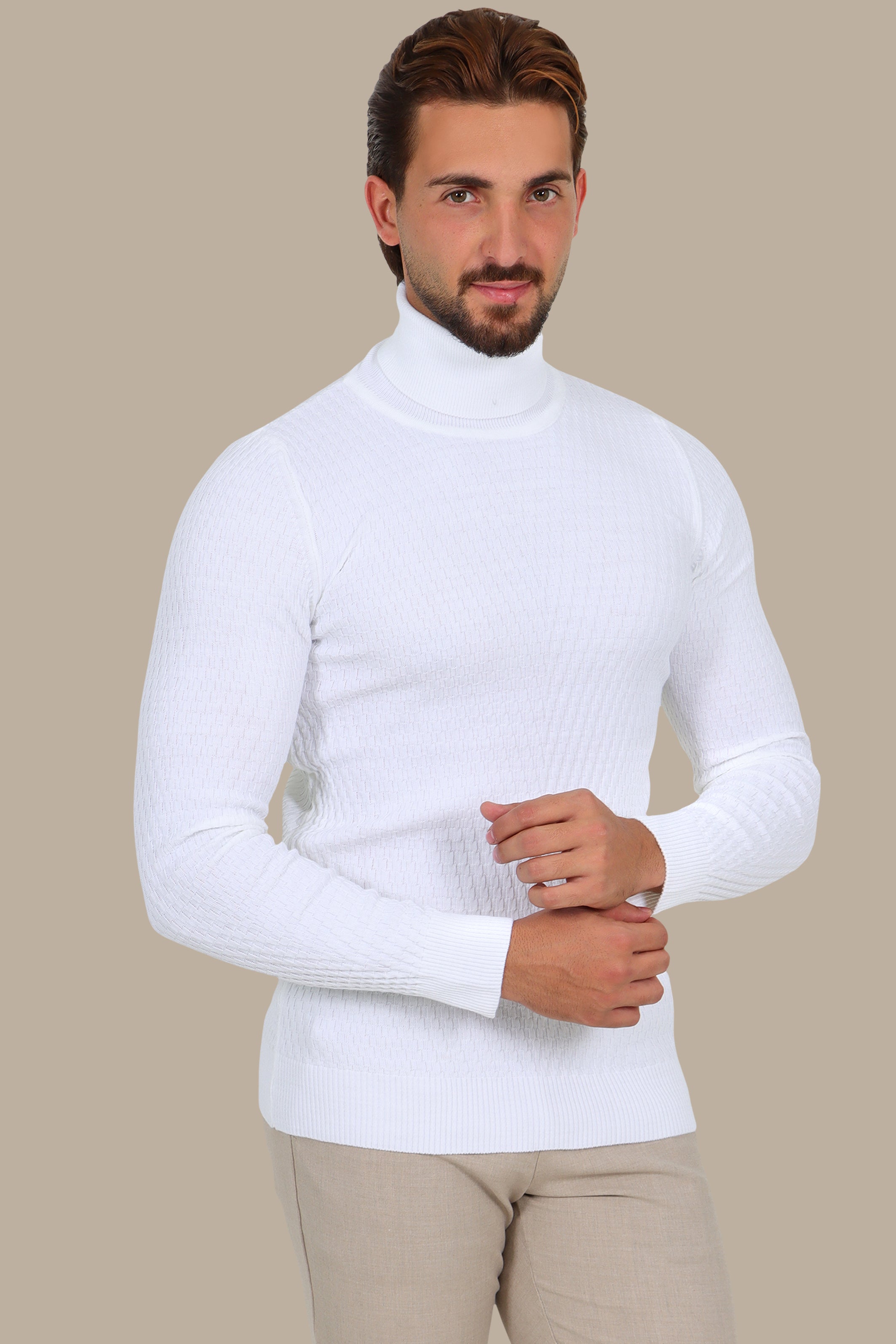 V-Cut Turtleneck Dogtooth Pattern White