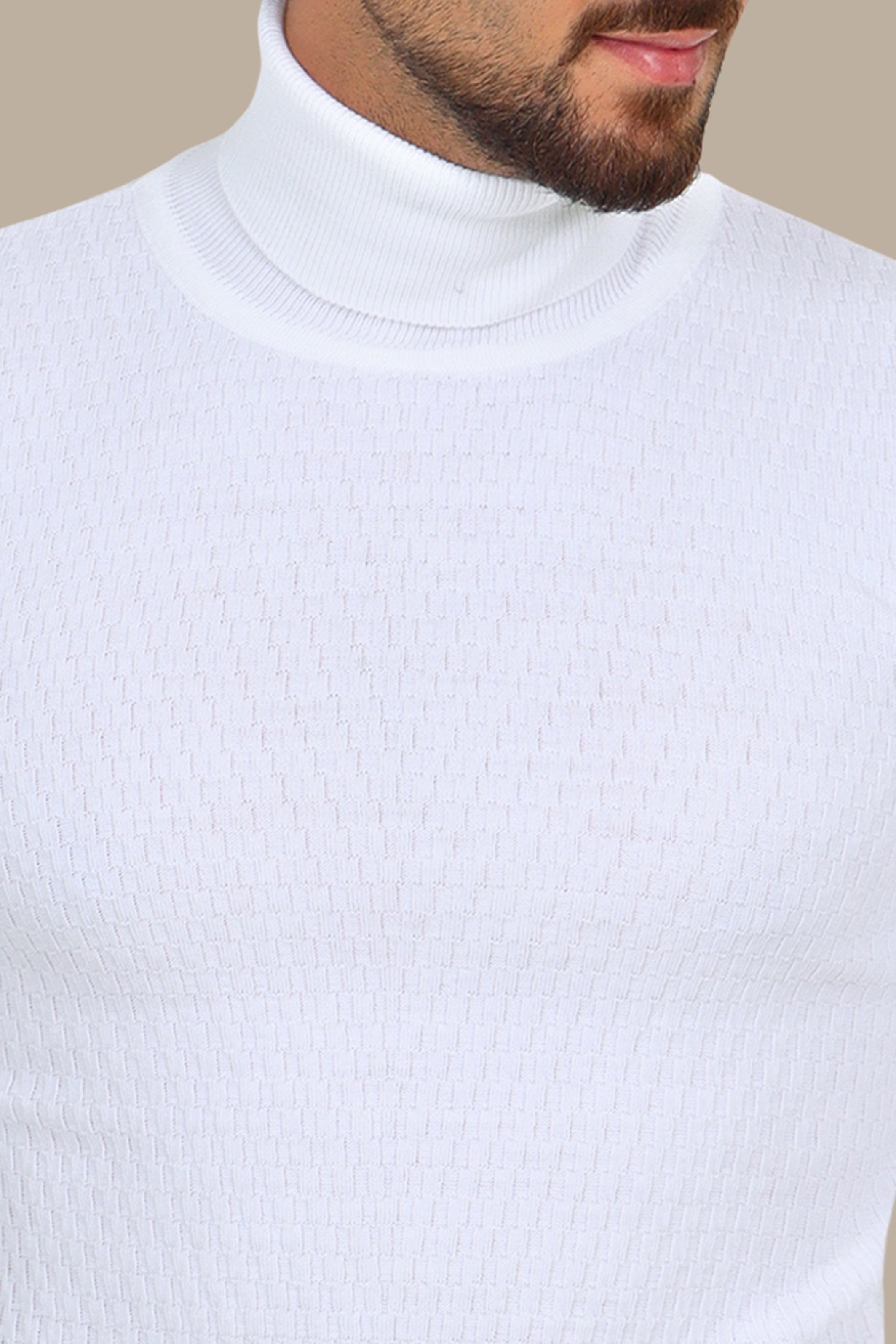 V-Cut Turtleneck Dogtooth Pattern White