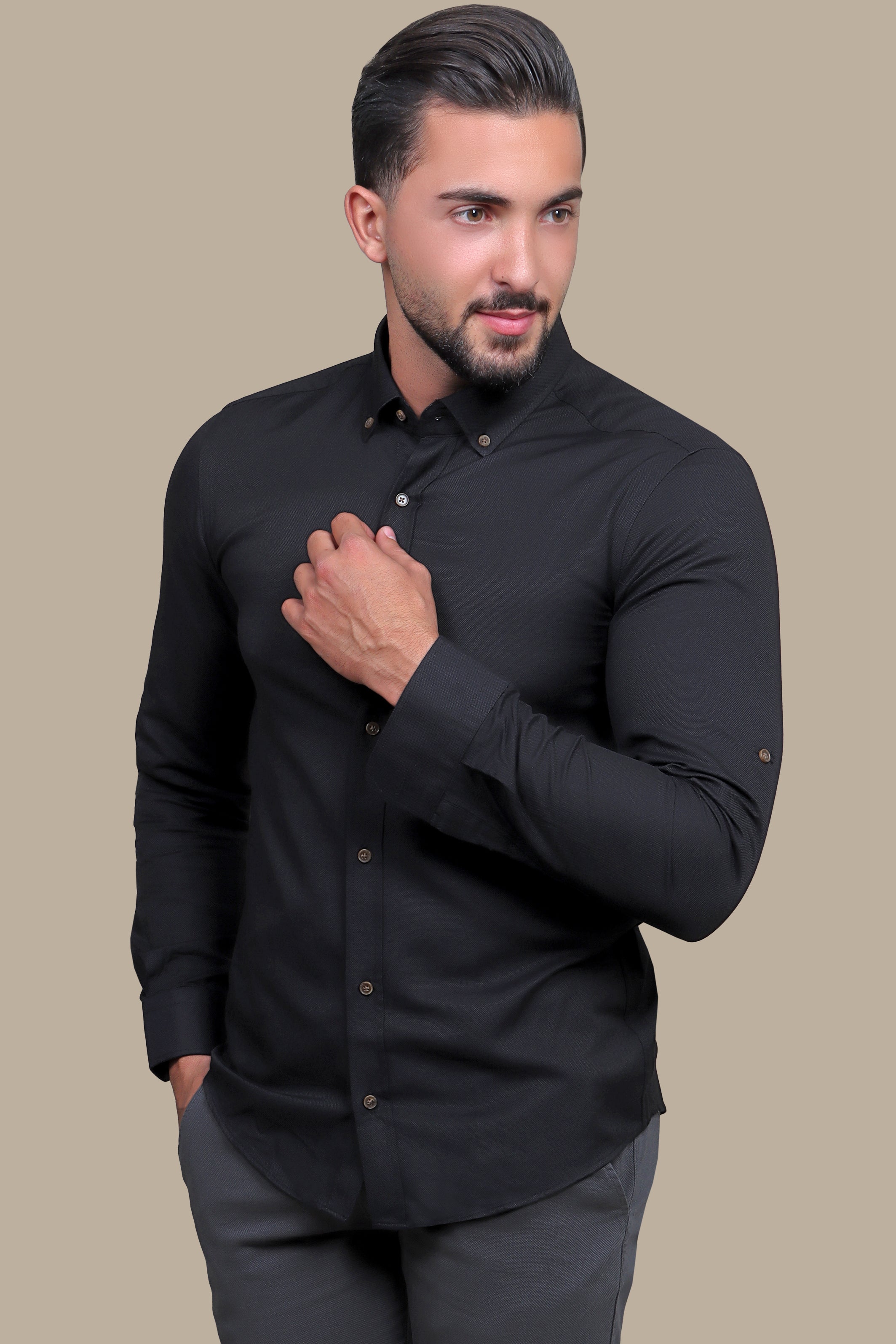 Black Elegance: Oxford Casual Sophistication