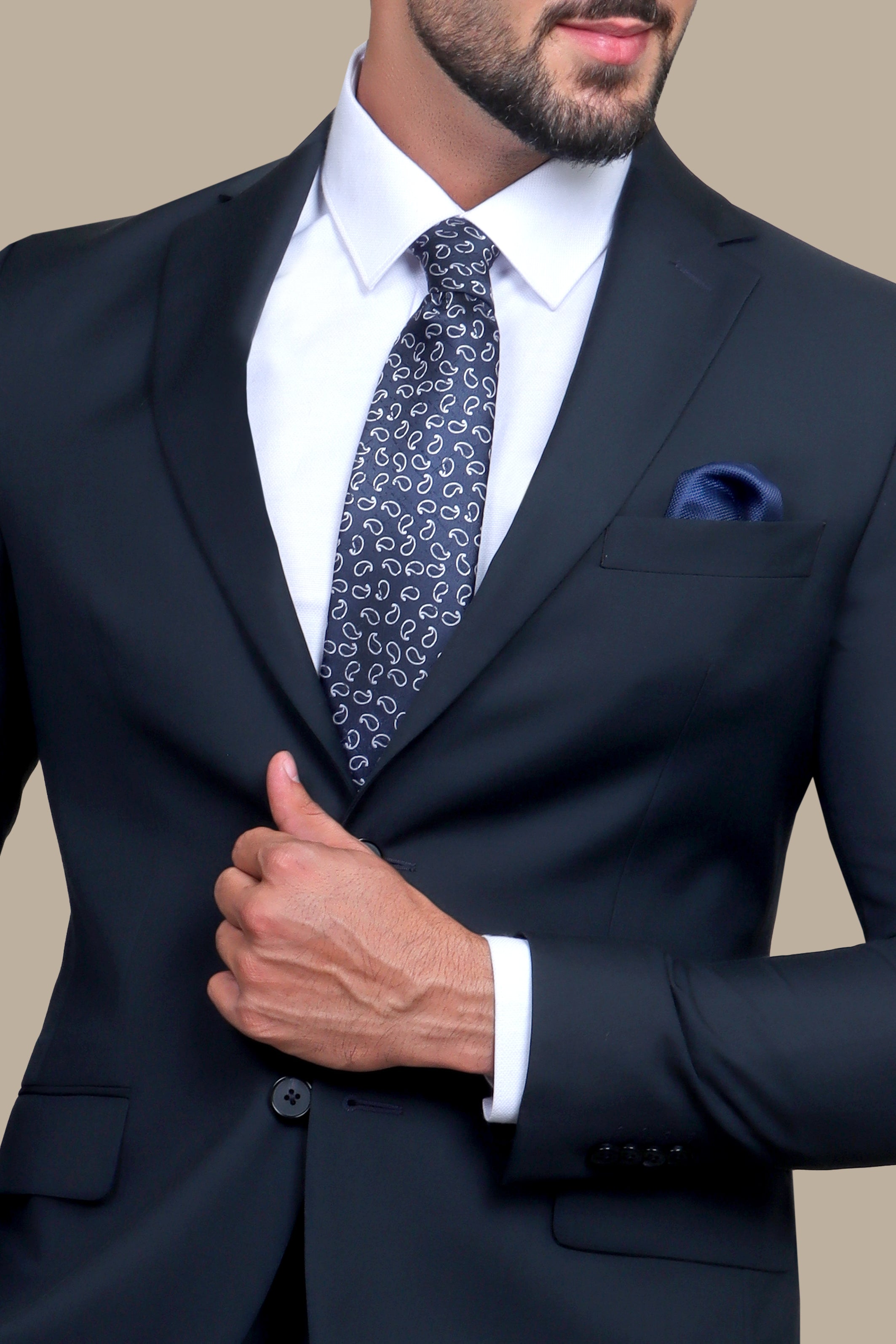 Navy Notch Suit Bundle: Classic Style and Versatility