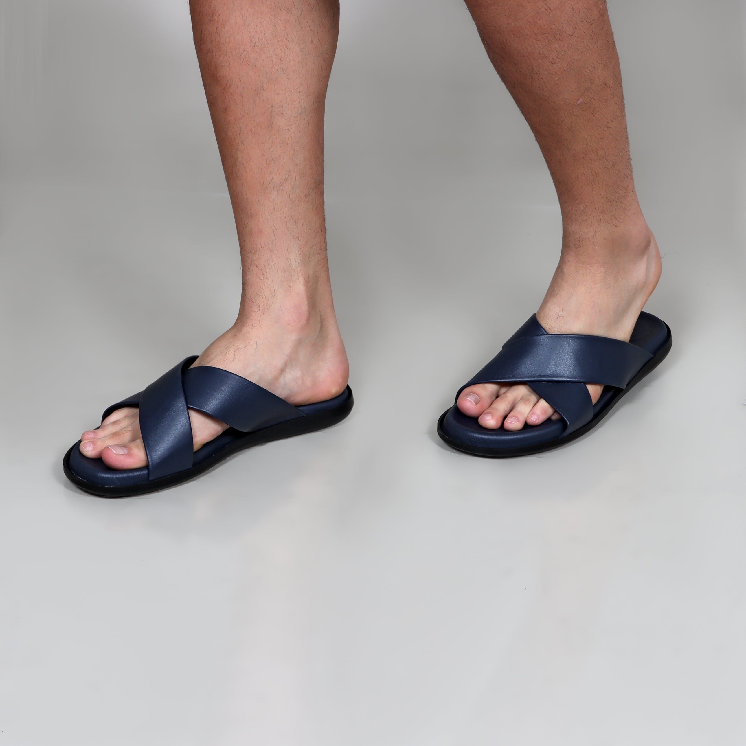 Navy Slipper Cross Basic: Comfortably Stylish