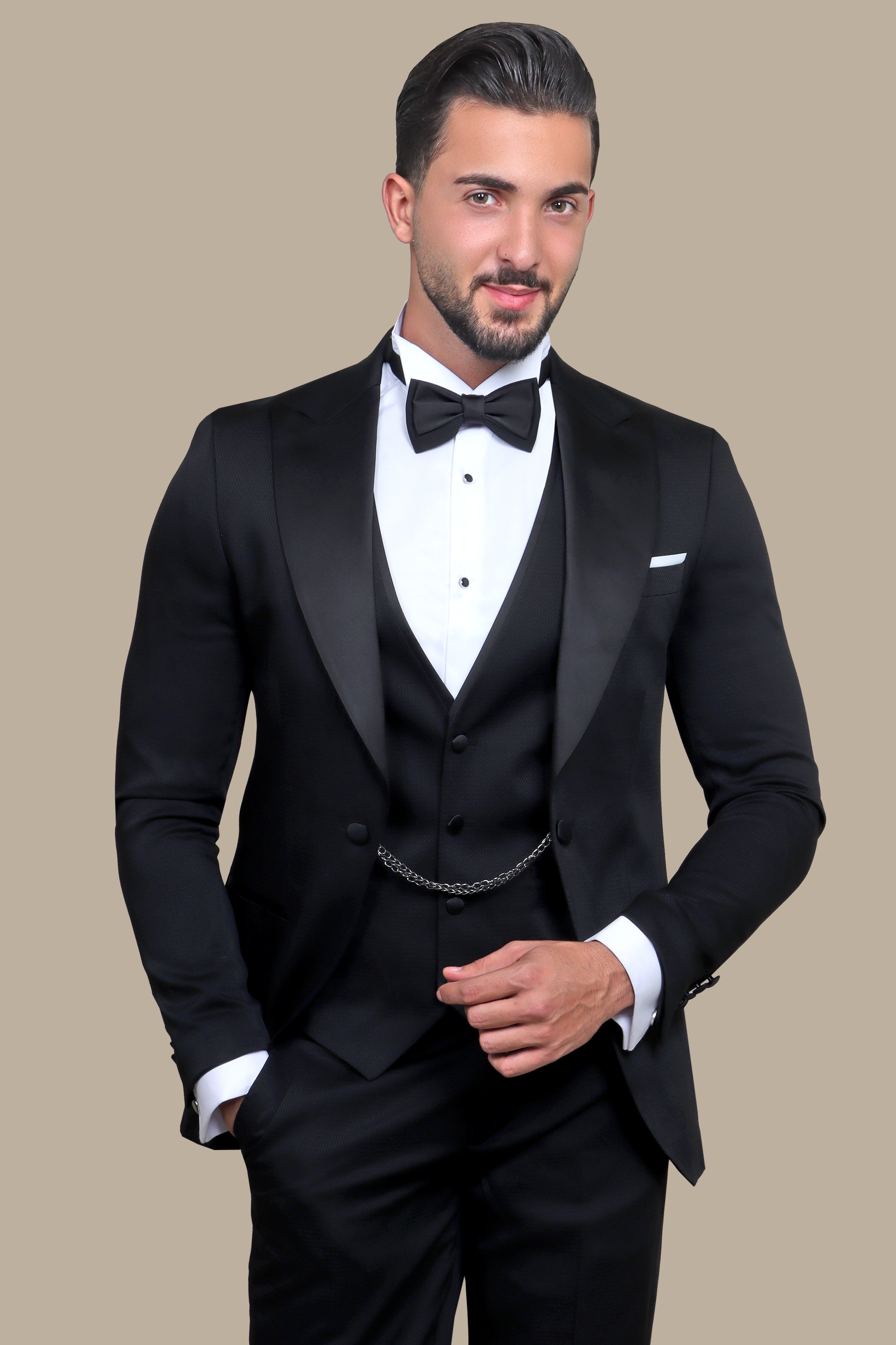 Black 4-Piece Long Tuxedo with Board Structure