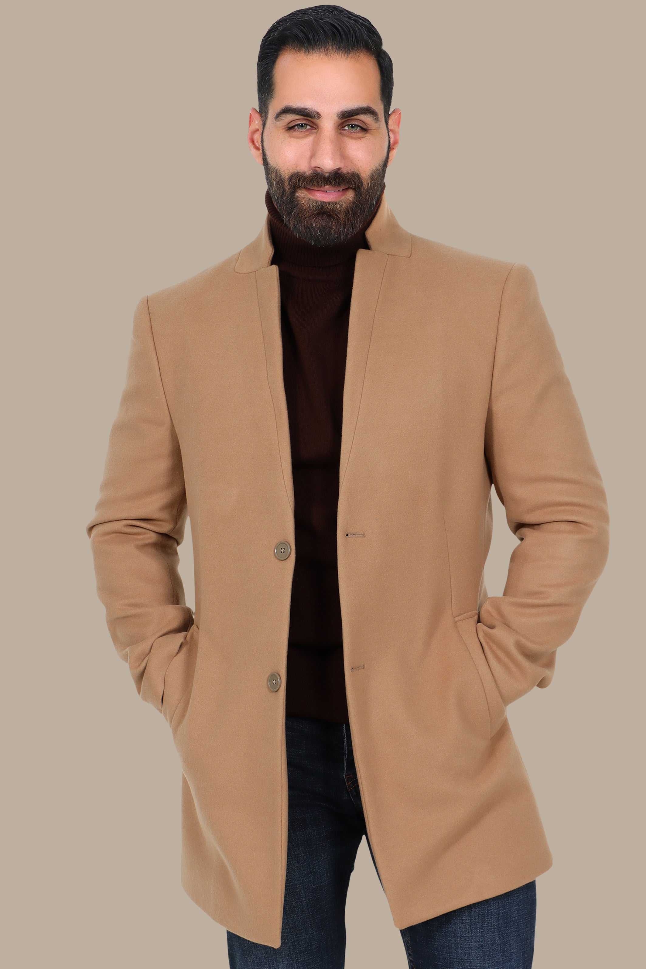 Timeless Beige Chic: The Classic Coat Col Mao in Neutral Elegance