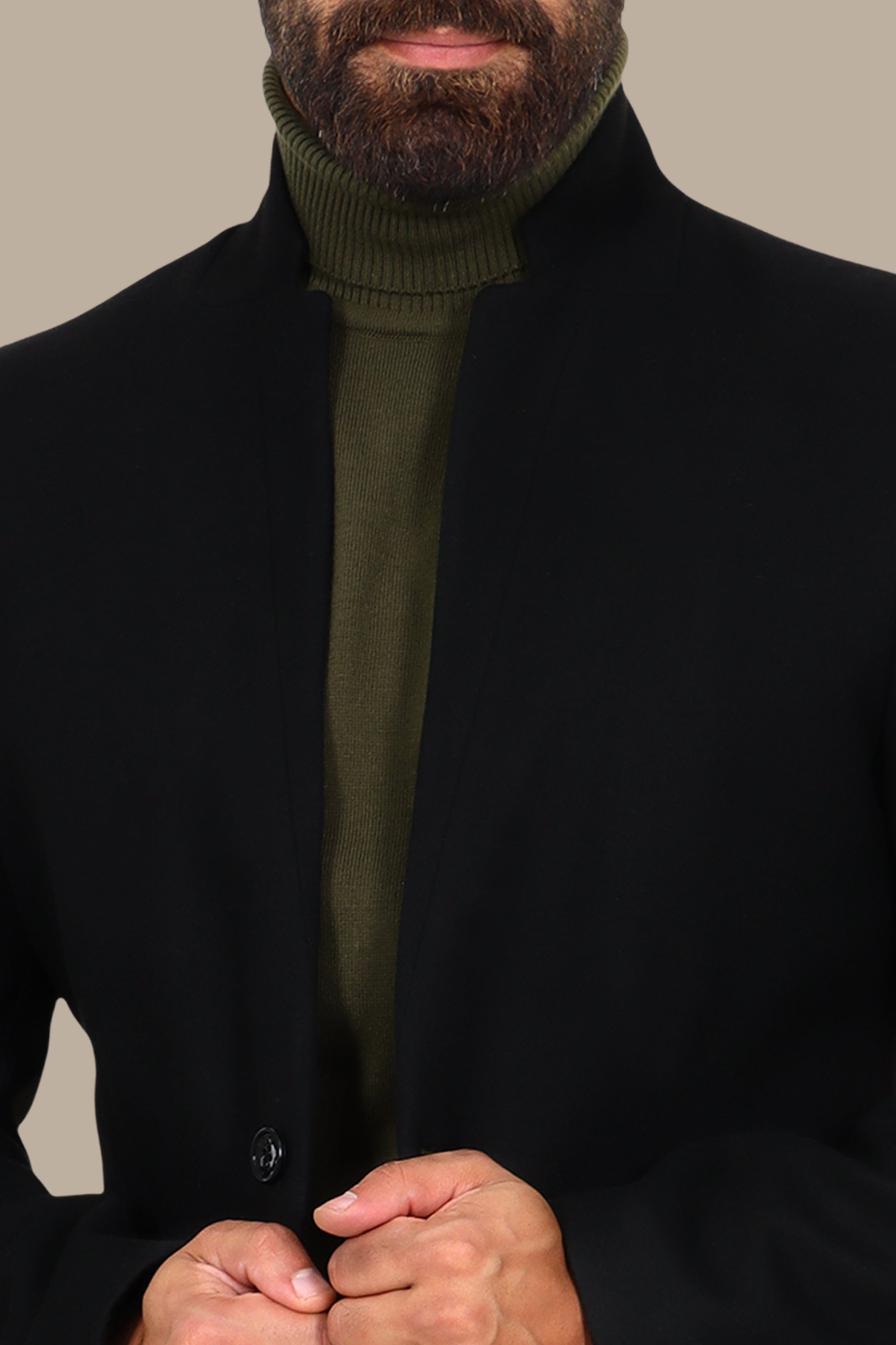 Black Elegance: The Classic Coat Col Mao in Basic Black