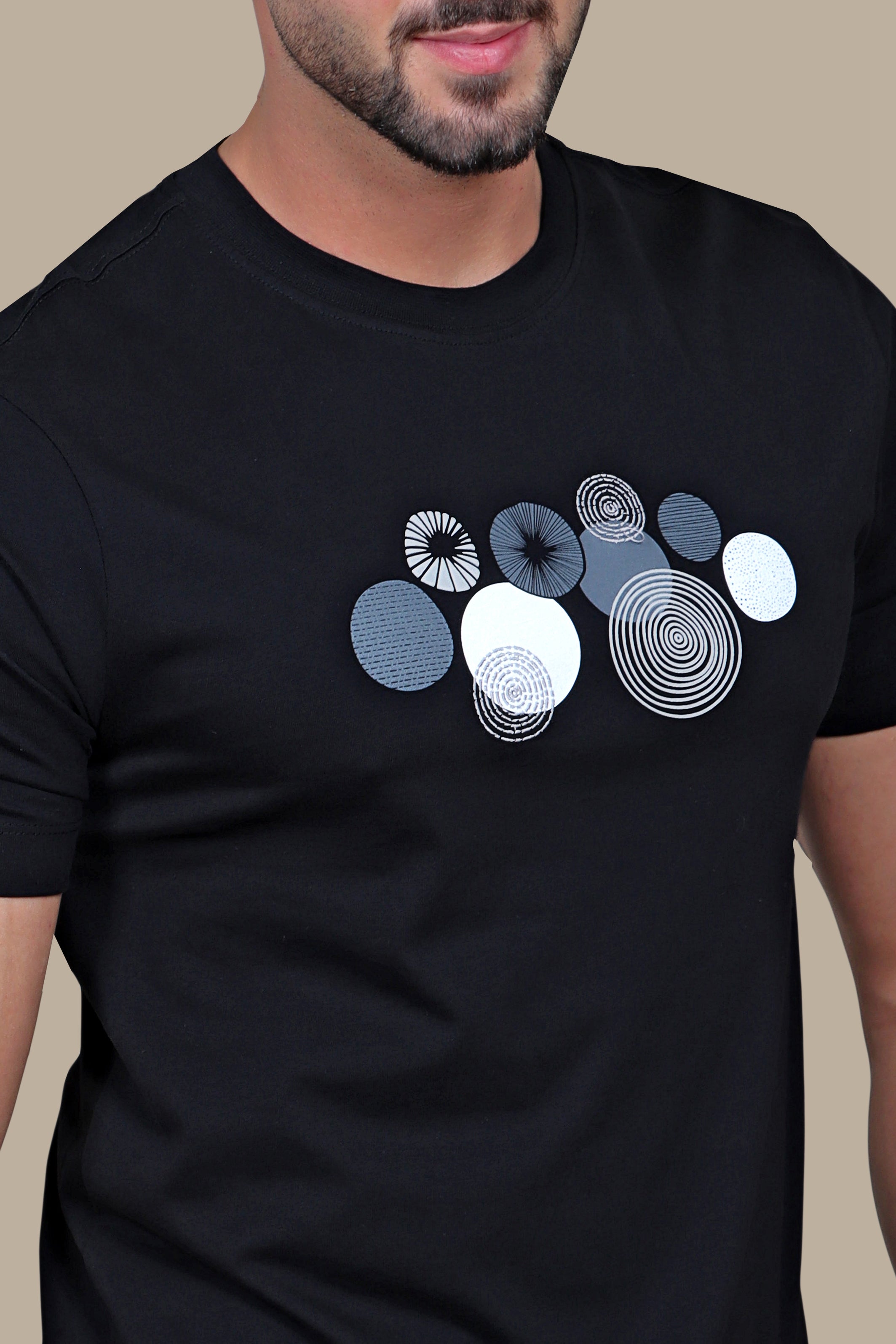 T-shirt Circles Embroidery | Black