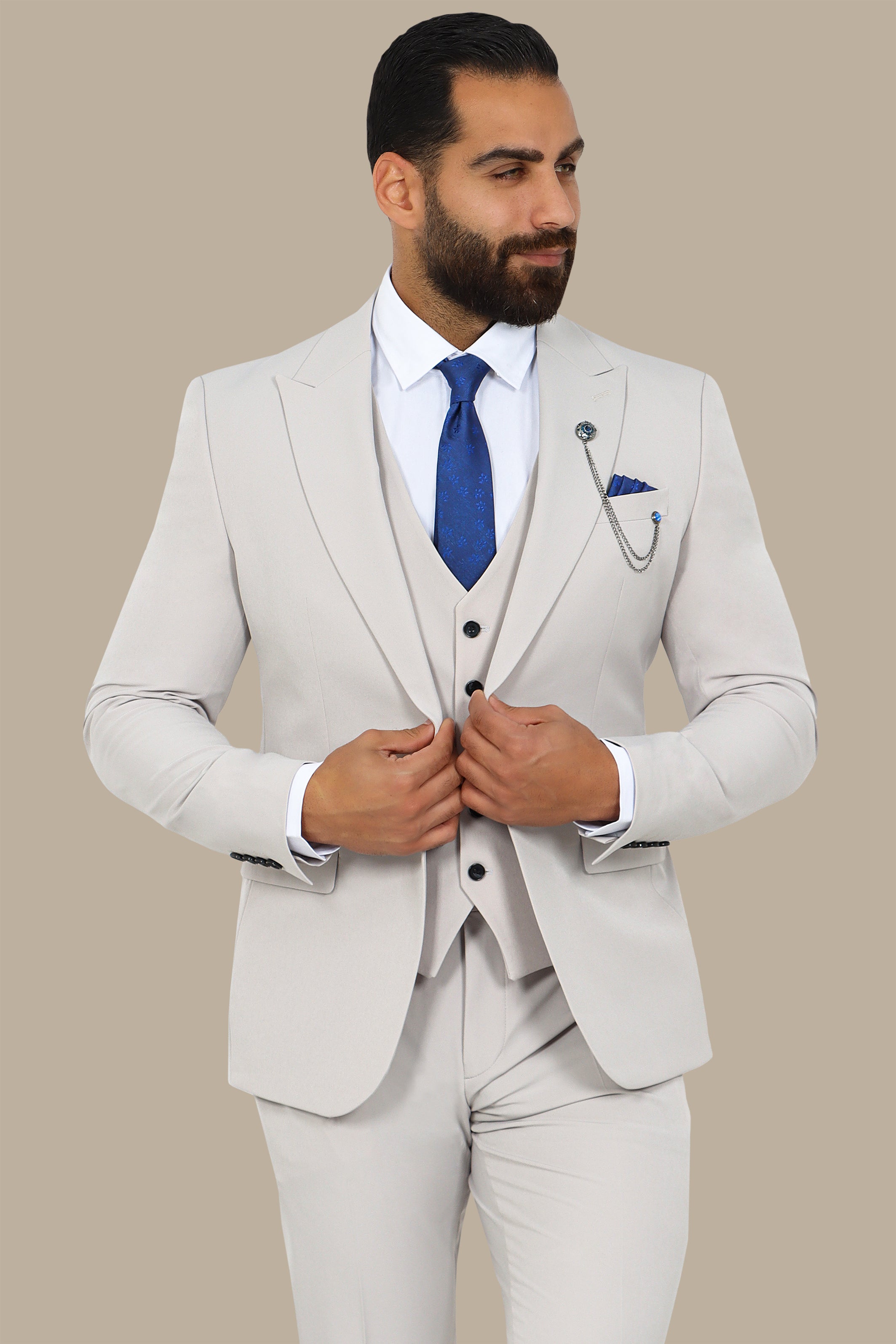 Sleek Comfort: 3-Piece Light Grey Lycra Suit with Peak Lapel