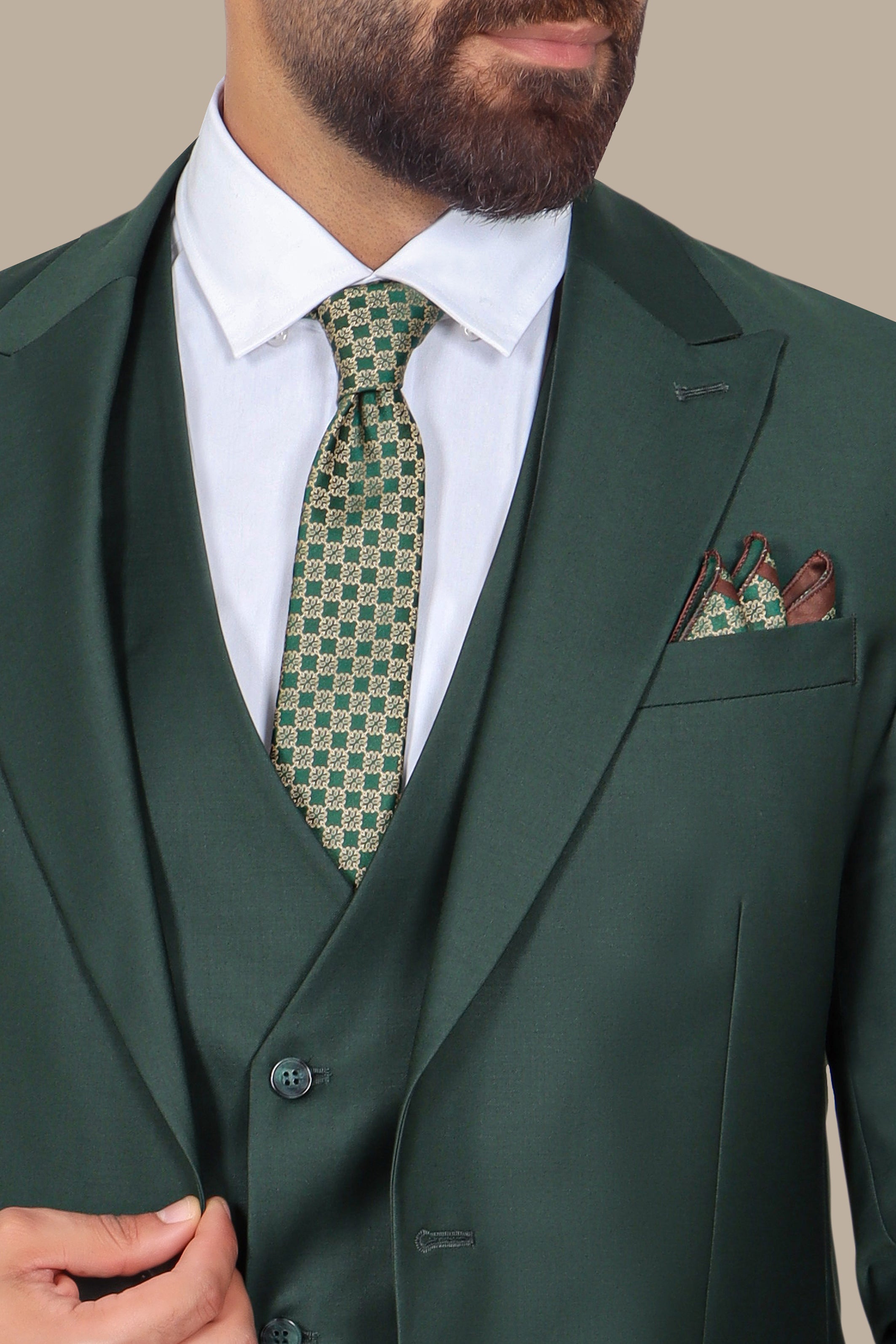 Emerald Elegance: The Peak Plain 3-Piece Green Suit