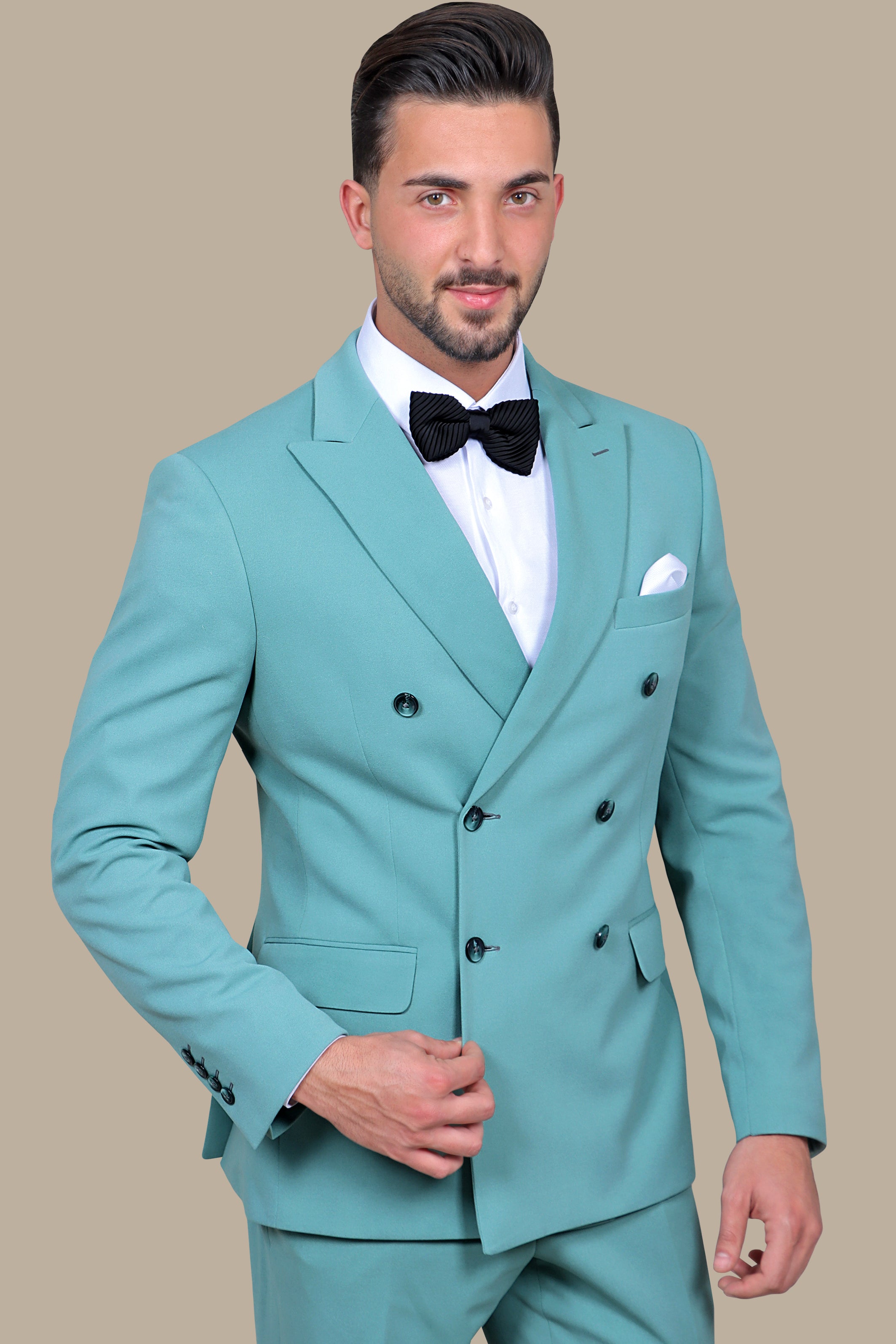 Frontier Elegance: FV Suit with Front-Facing Sleeves