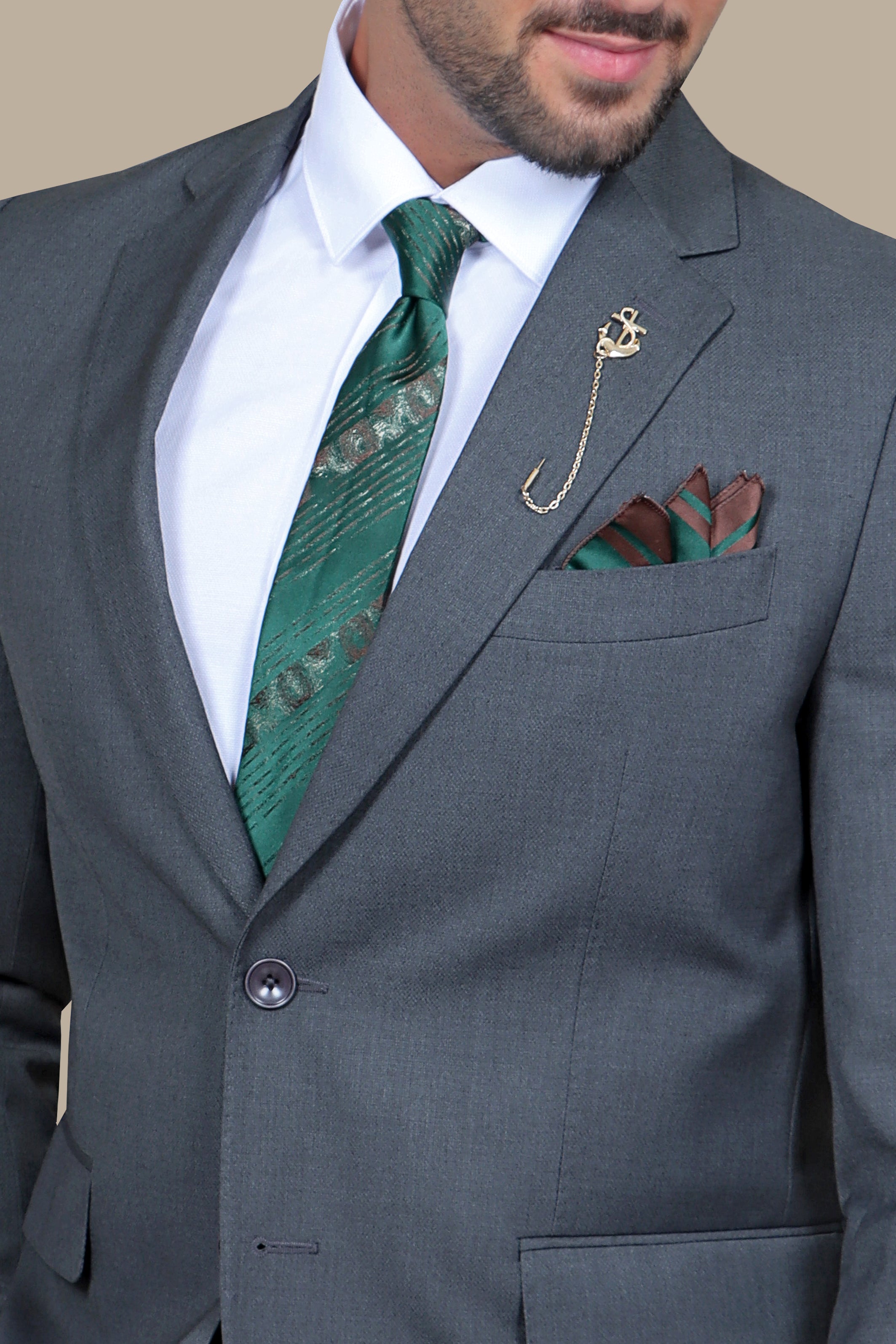 Understated Elegance: The Notch Drop 4-Color Gray Suit