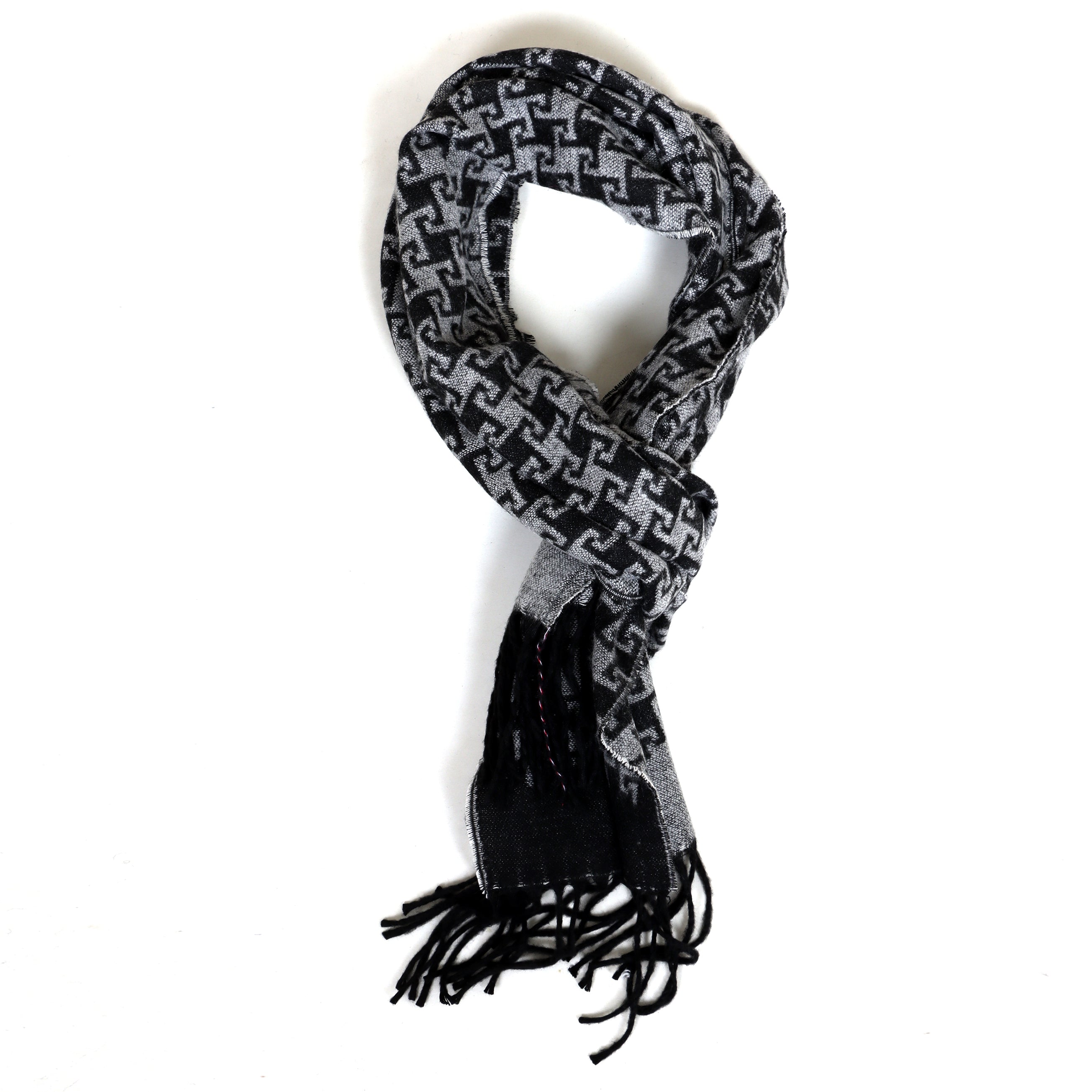 Modern Charcoal: Designed Wool Scarf in Elegant Grey