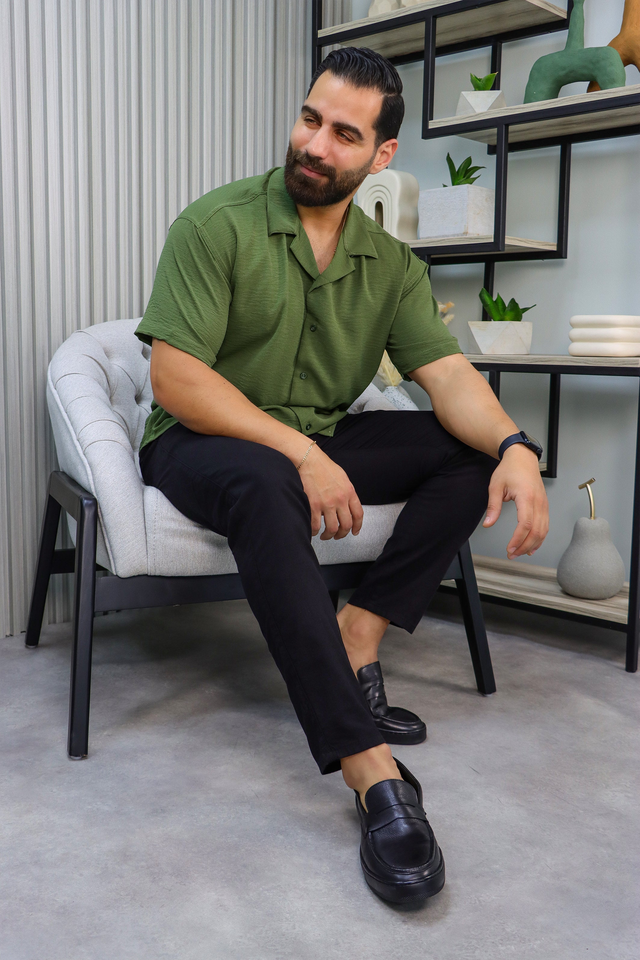 Effortless Comfort: Short-Sleeve Linen Aerobin Shirt in Green