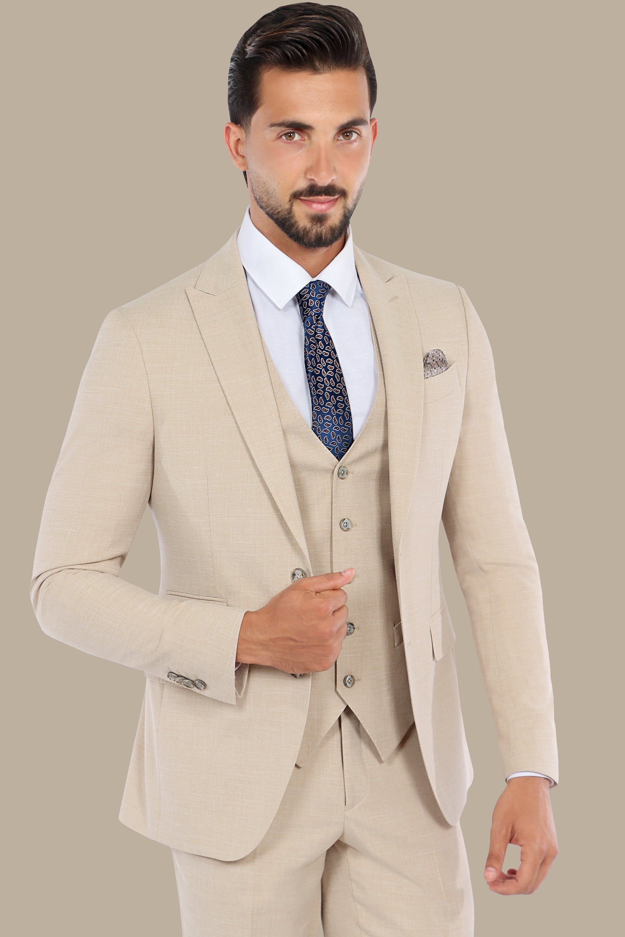 Beige Slim Fit Suit with Peak Lapel and Flap Pockets