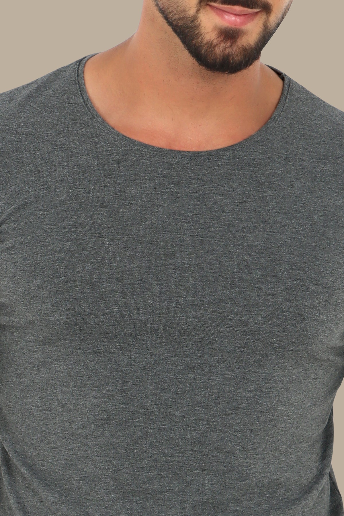 Essential Long Sleeve T-Shirt