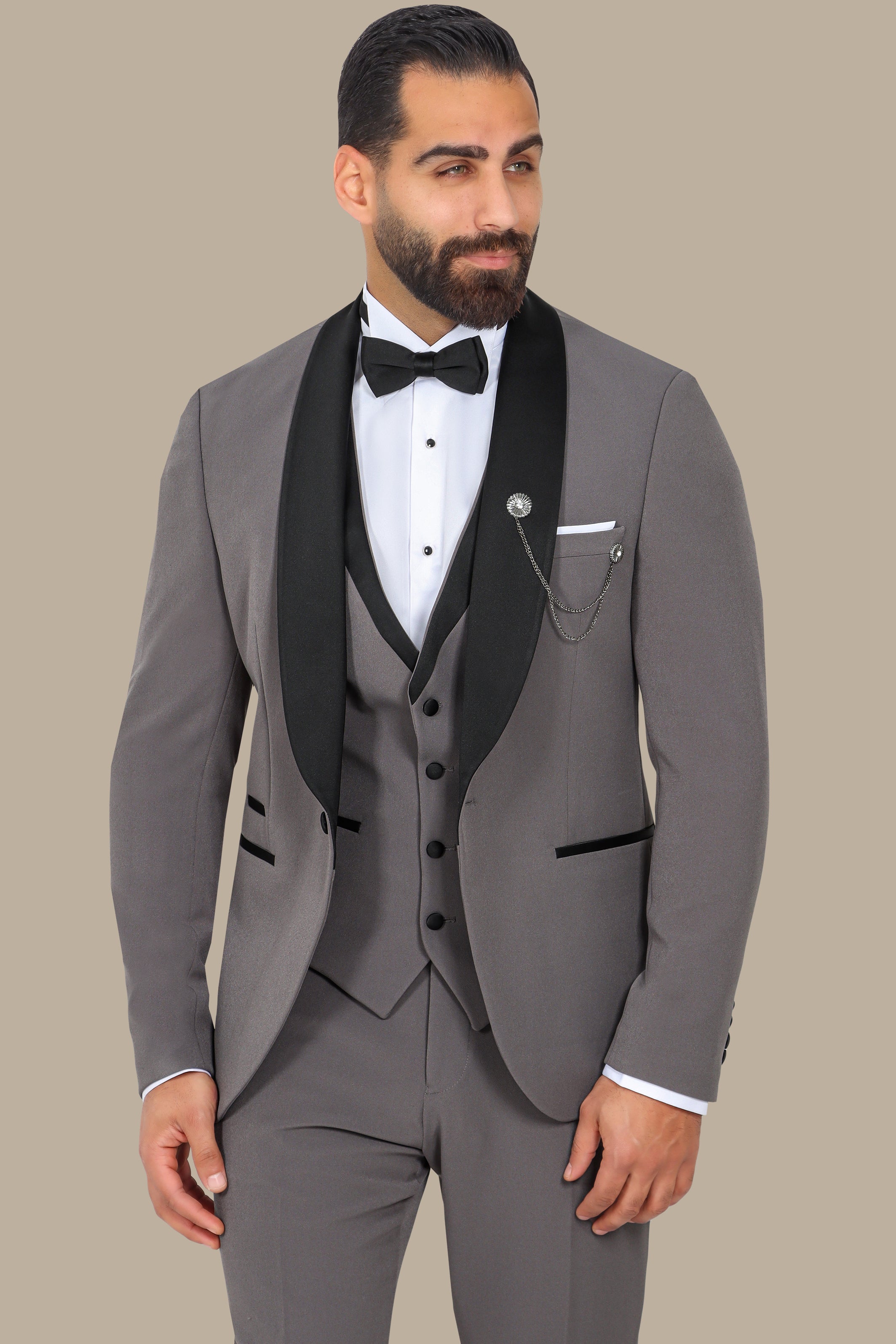 Grey Tuxedo with Stretched Shawl Collar – 4-Piece Set