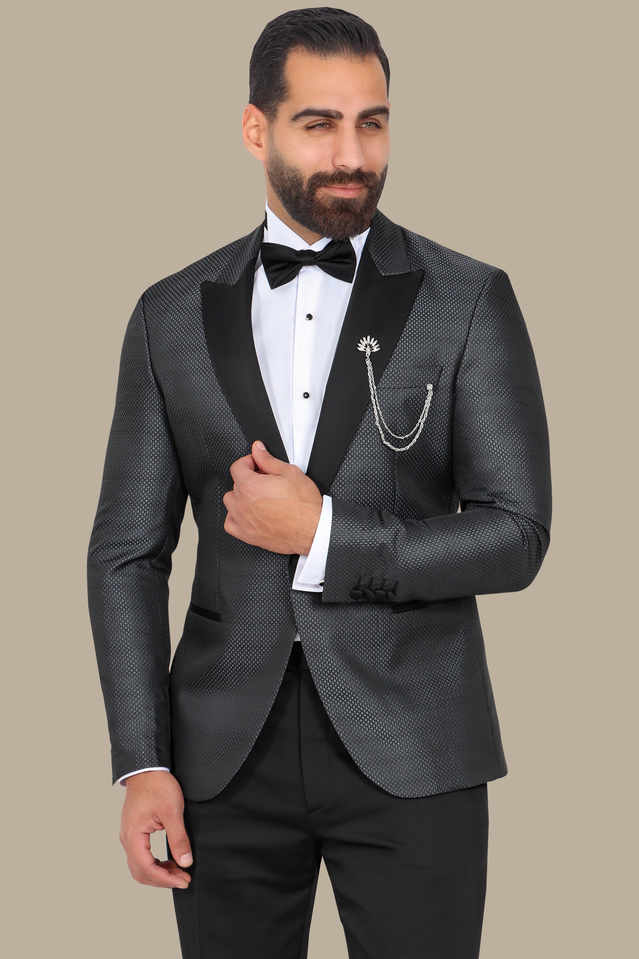 Dark Grey Tuxedo with Small Lozenge Pattern and Peak Lapel – 3-Piece Set