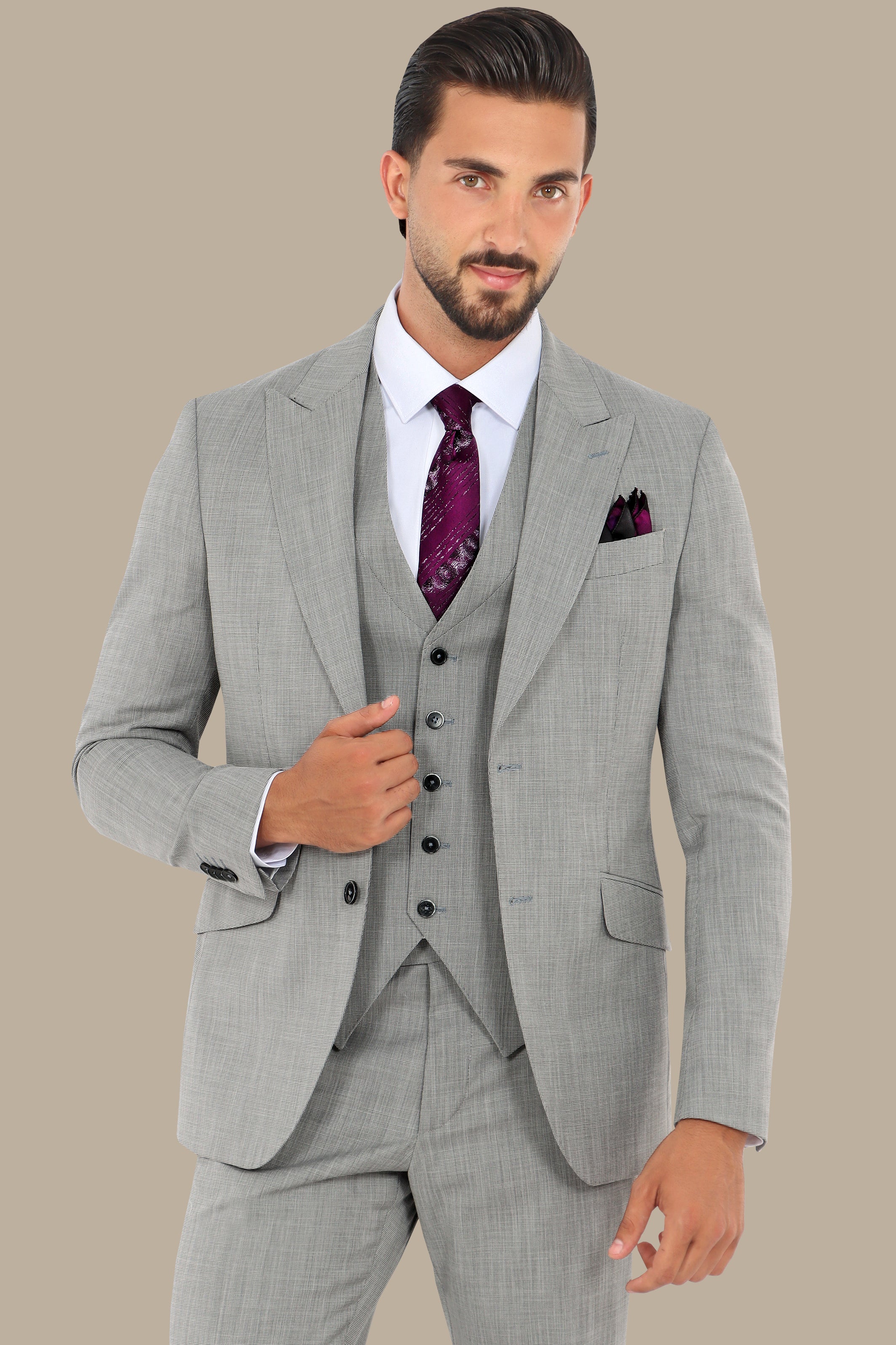 Grey Peak Lapel Fila Fil Lycra 3-Piece Suit