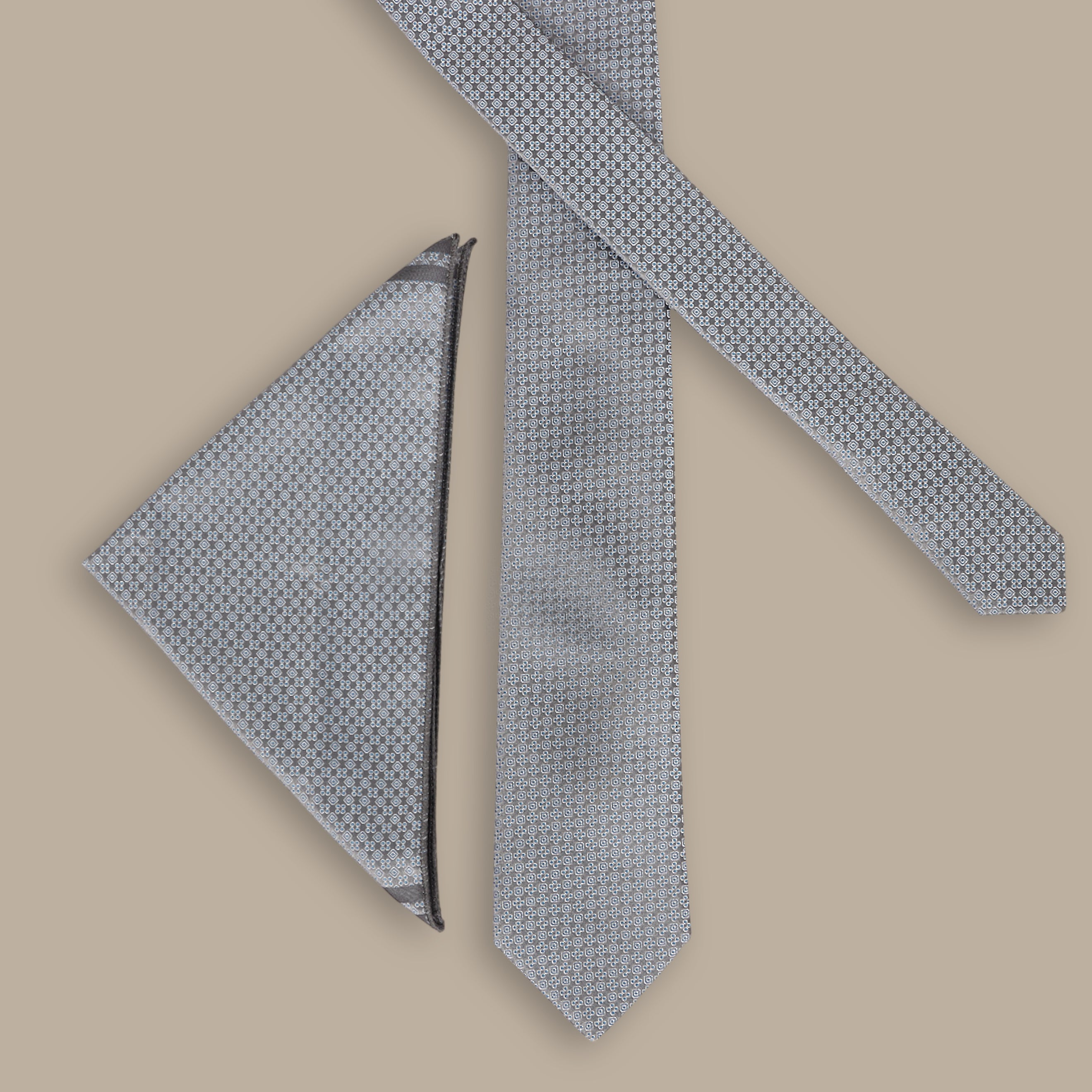 Light Grey Tie Set with Flower and Square Pattern