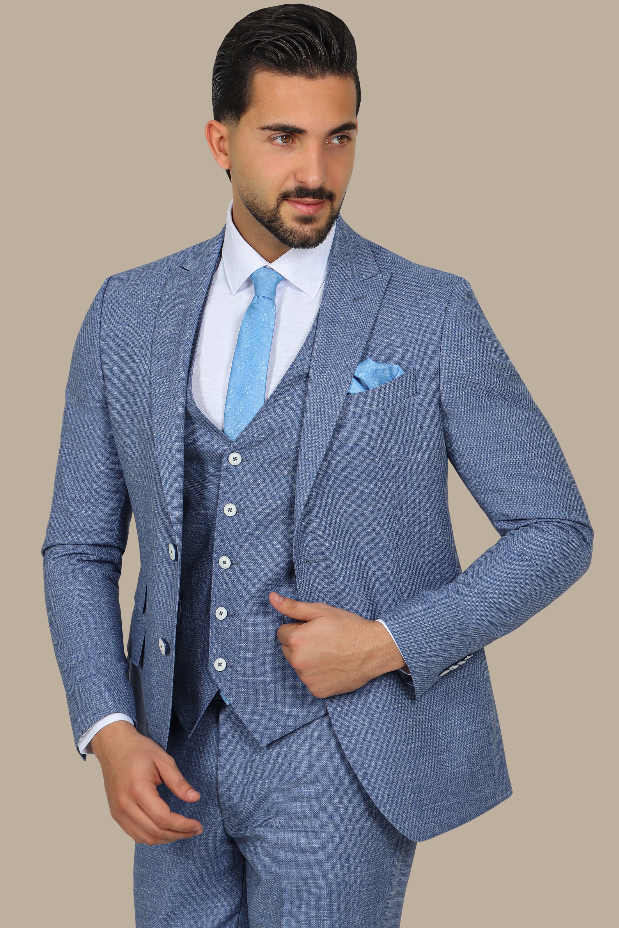 Blue 3-Piece Suit with Fila Fil Peak Lapel