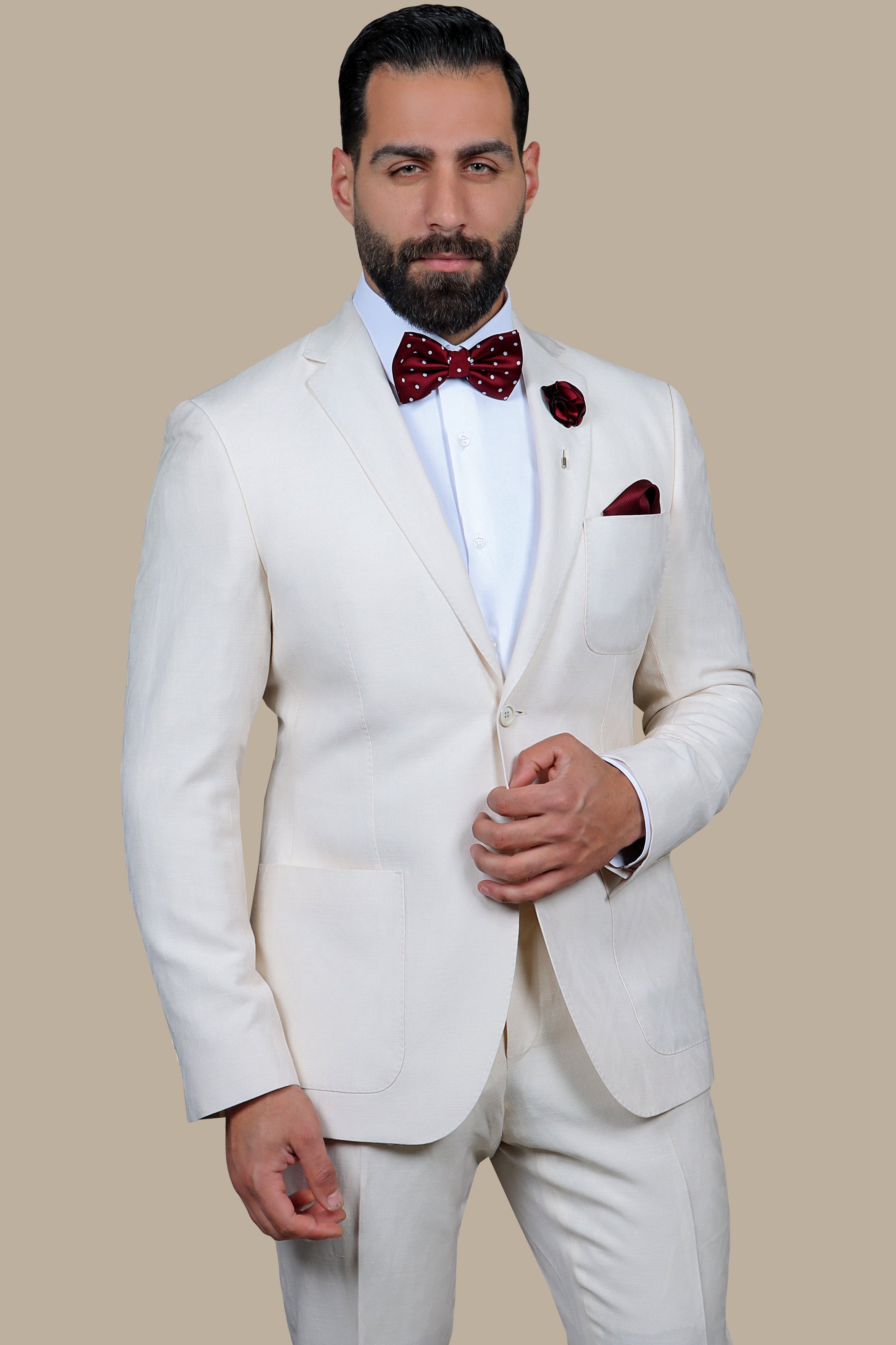 Refined Elegance: The FV Special Collection Off-White Suit with Structured Striped Vest